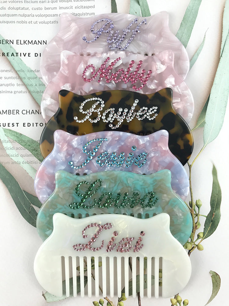 THE NAMEPLATE CUSTOMIZED COMB