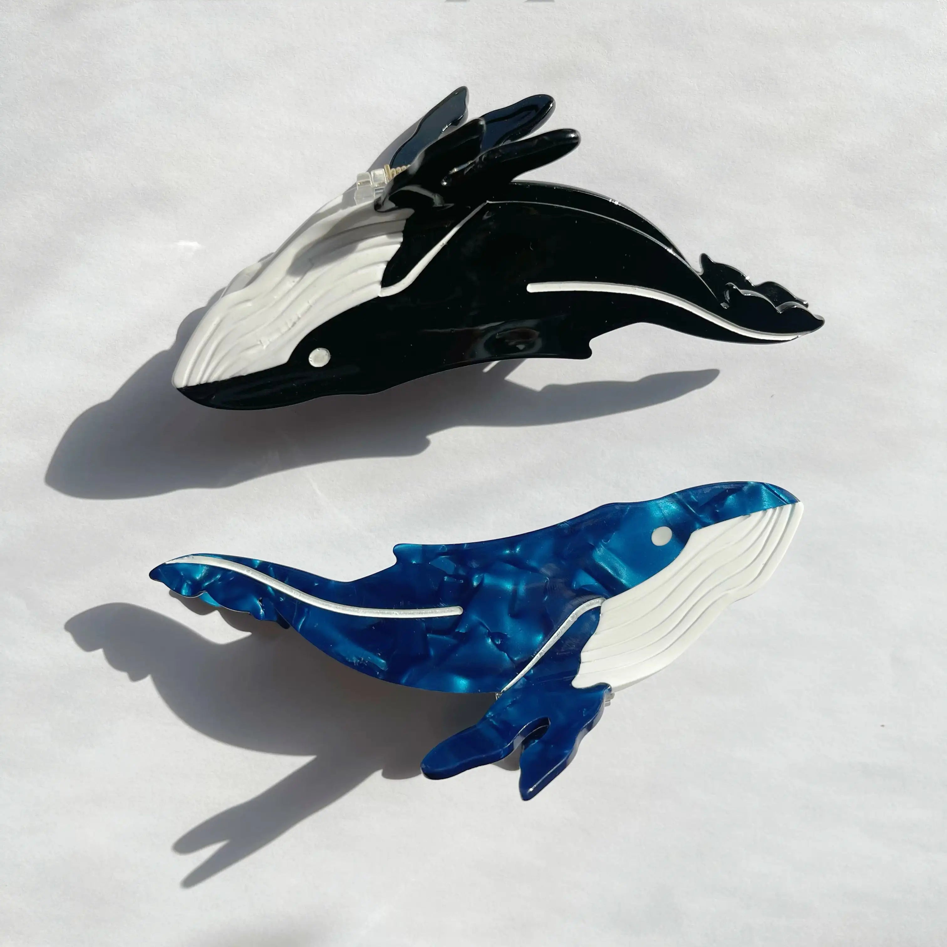 Black Whale Hair Claw