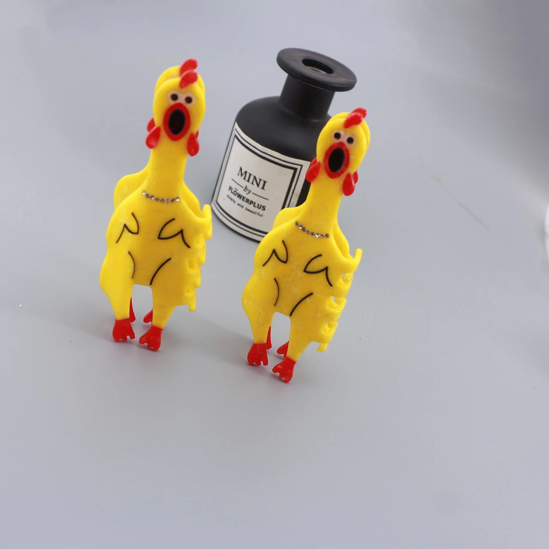 Screaming Chicken Hair Claw