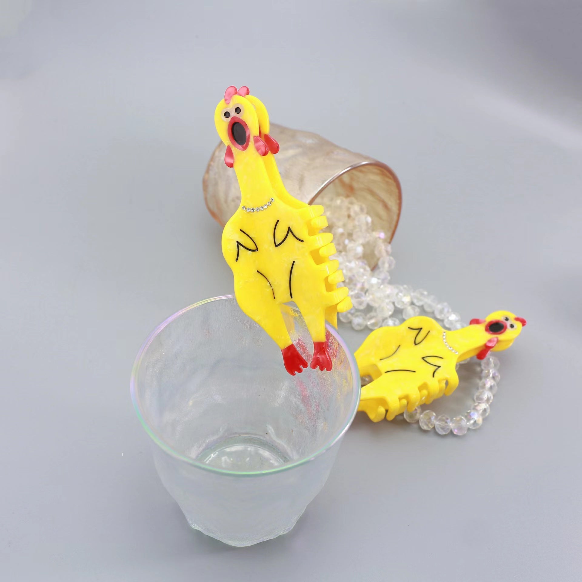 Screaming Chicken Hair Claw