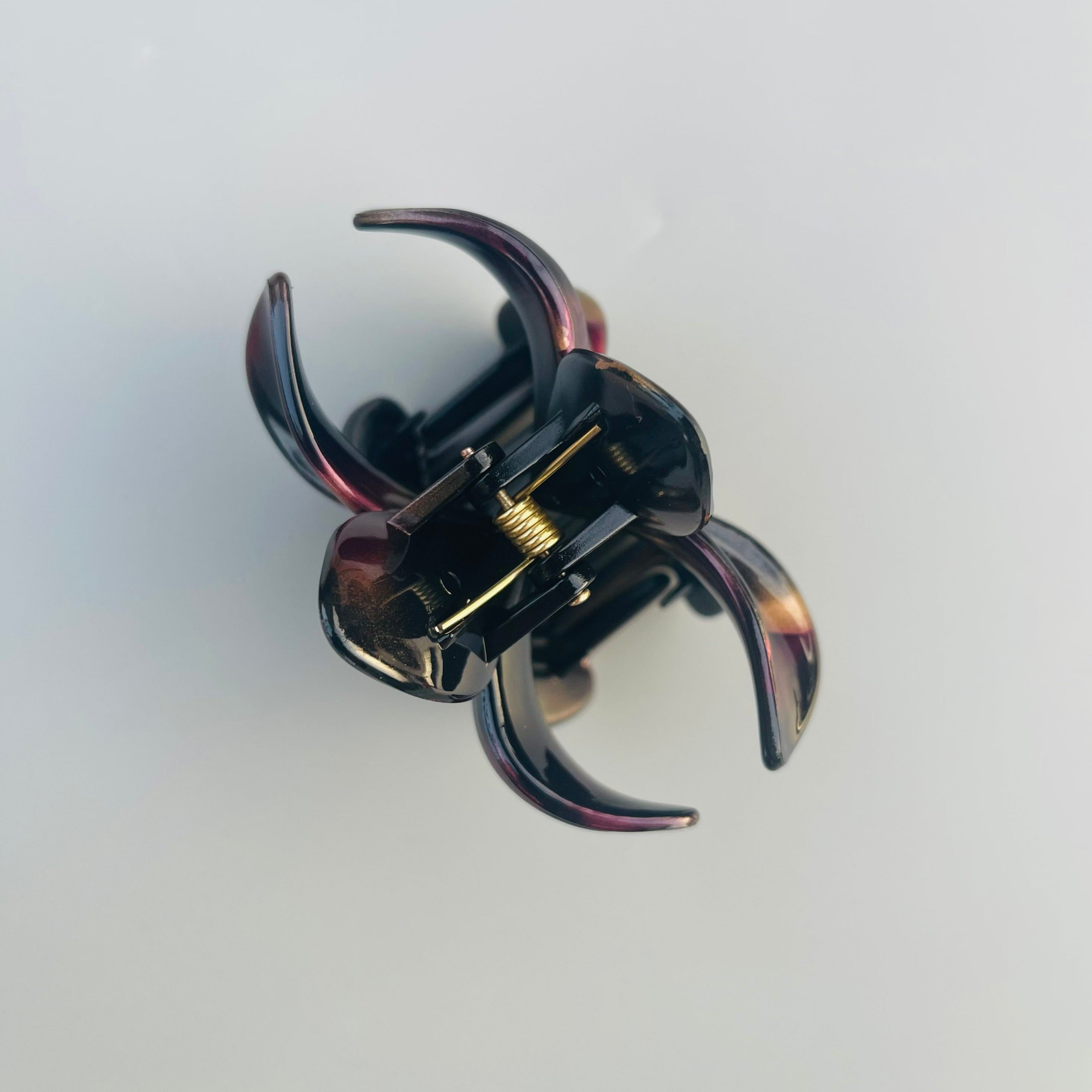 Frangipani Flower Claw In Aubergine