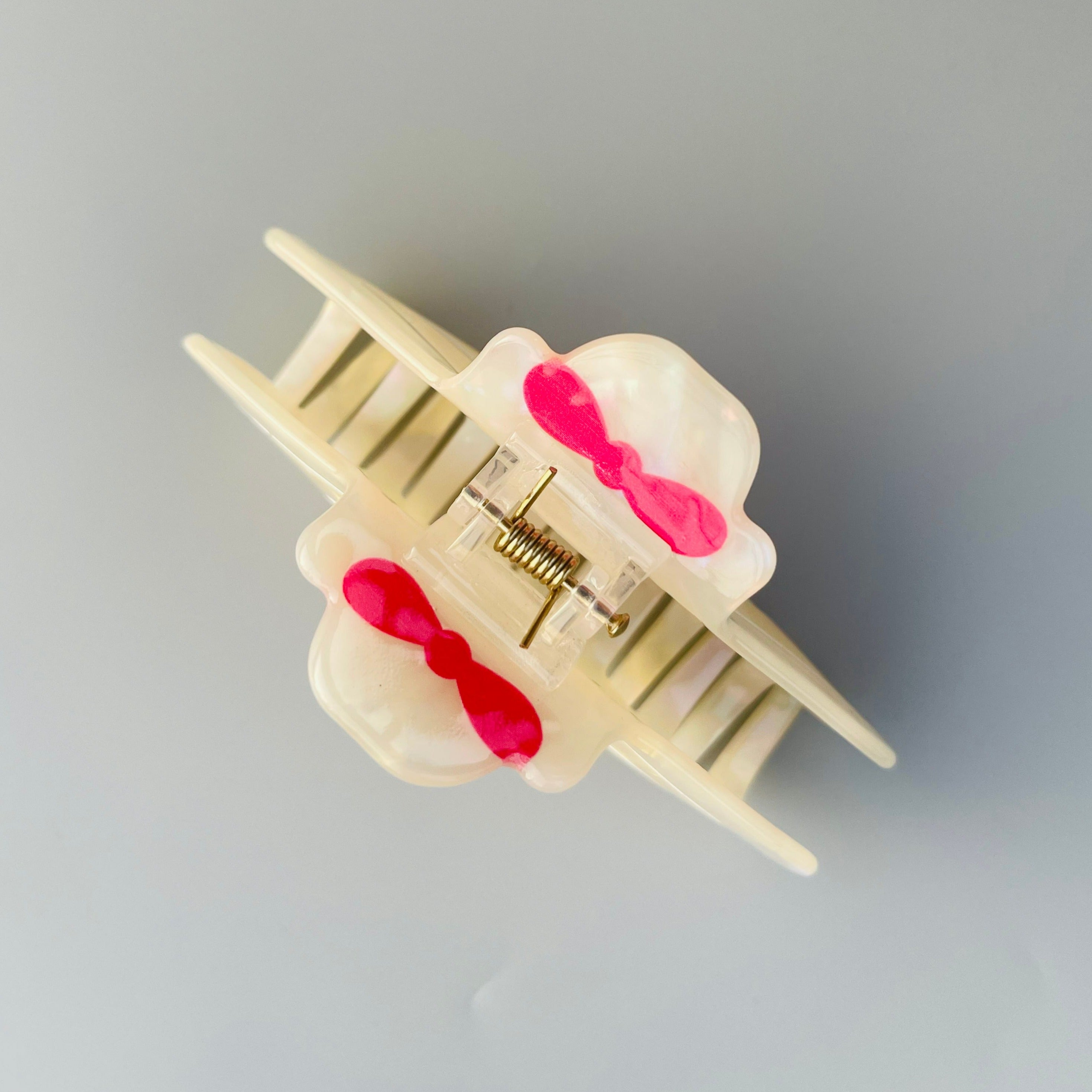 White Komondor Hair Claw