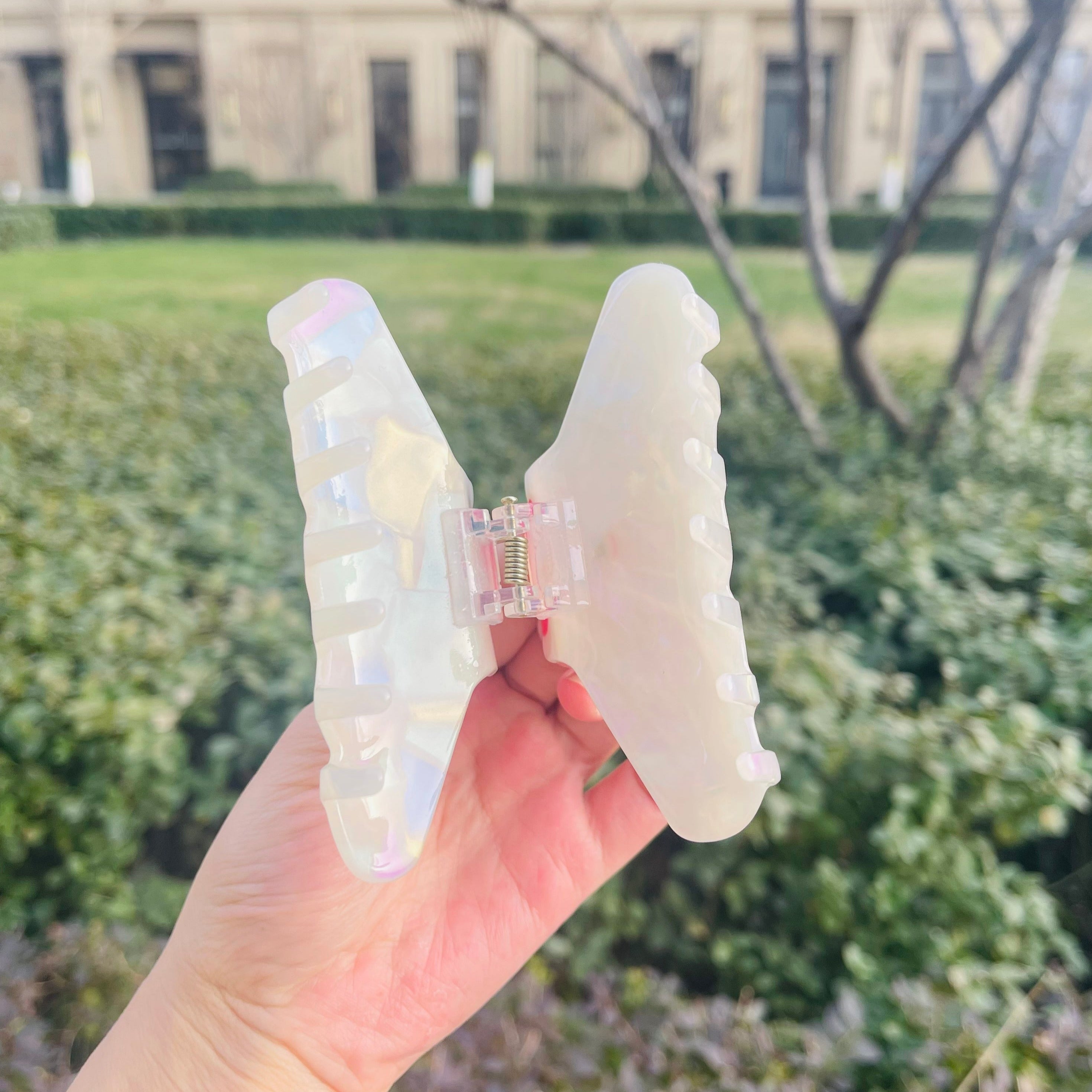 White Komondor Hair Claw