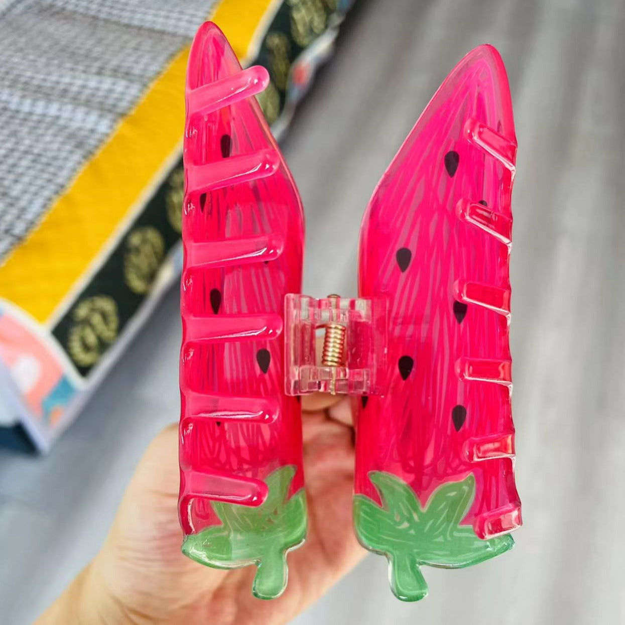 Crystal Strawberry Candy Claw