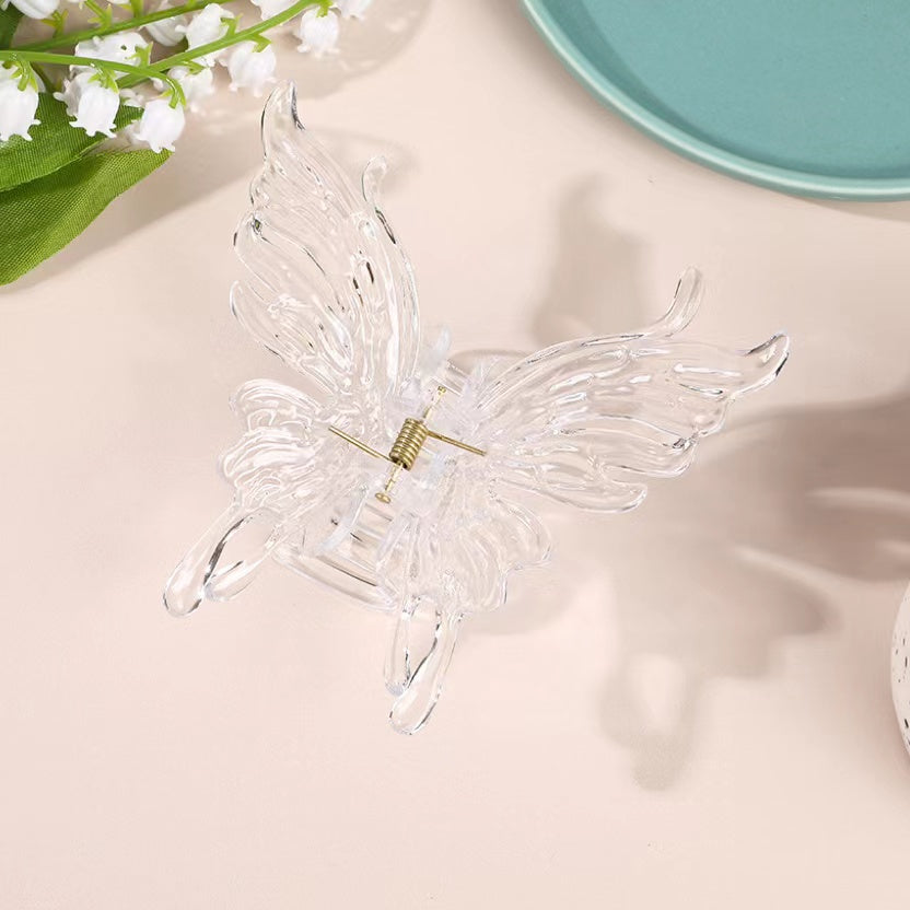 Crystal butterfly claw