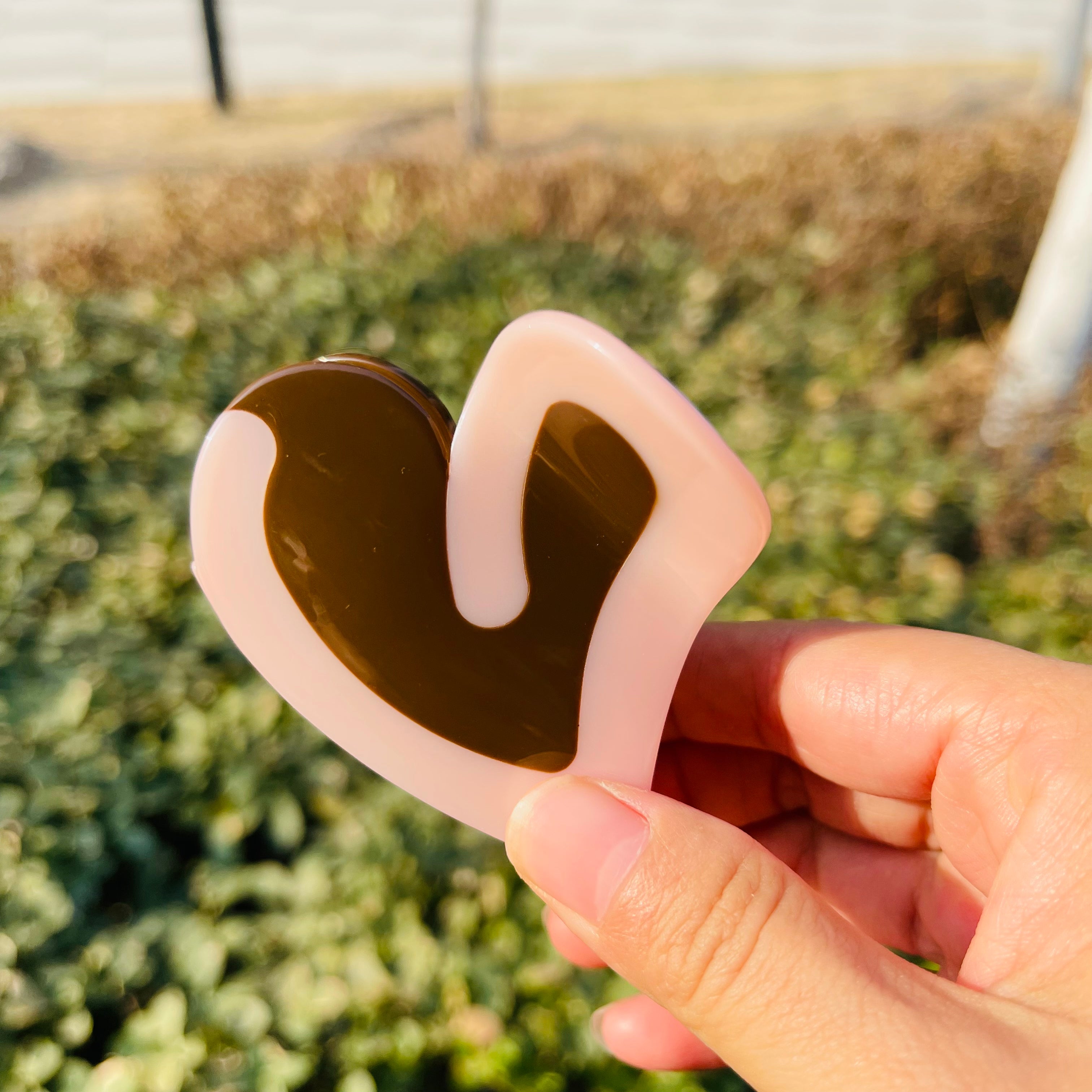 heart chocolate claw