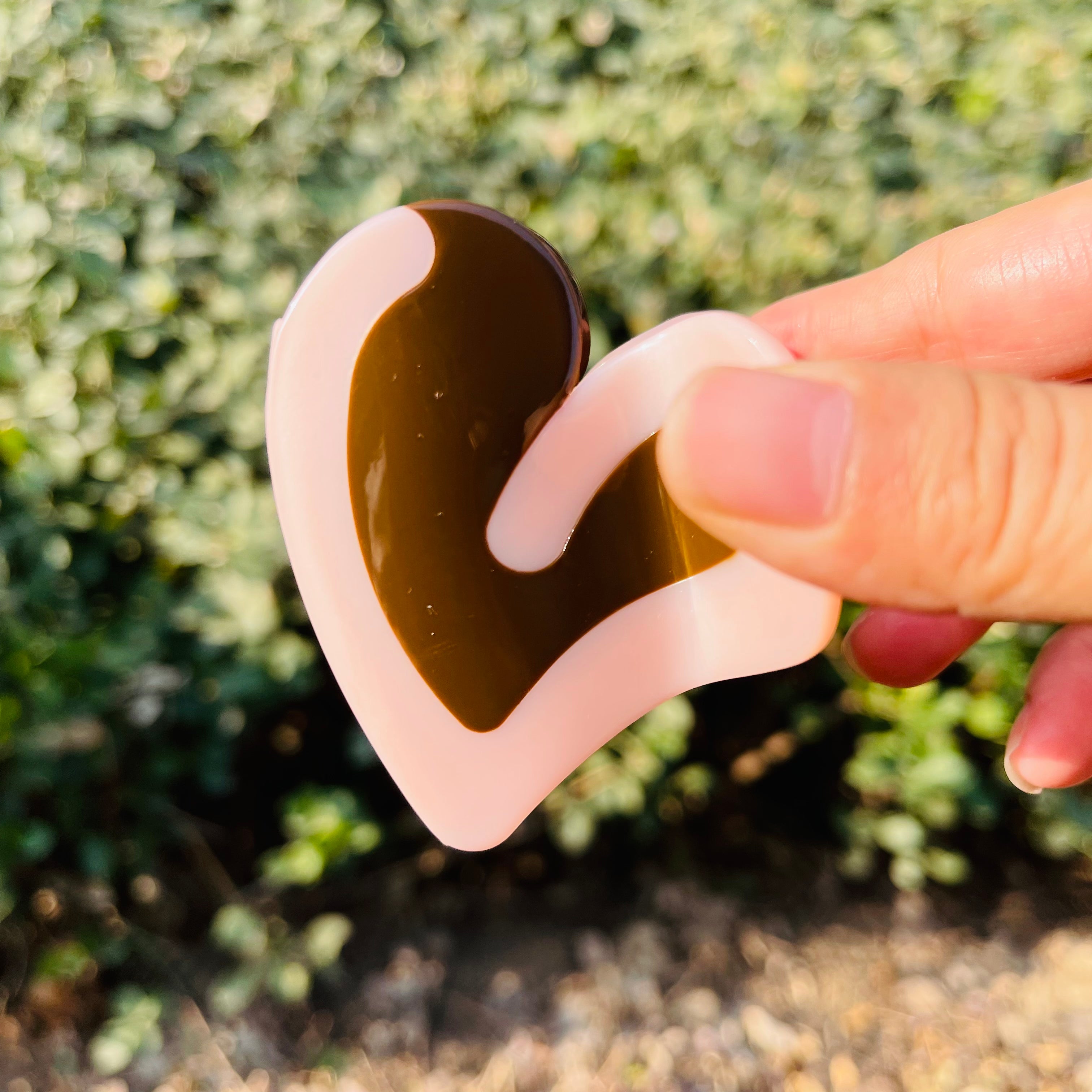 heart chocolate claw