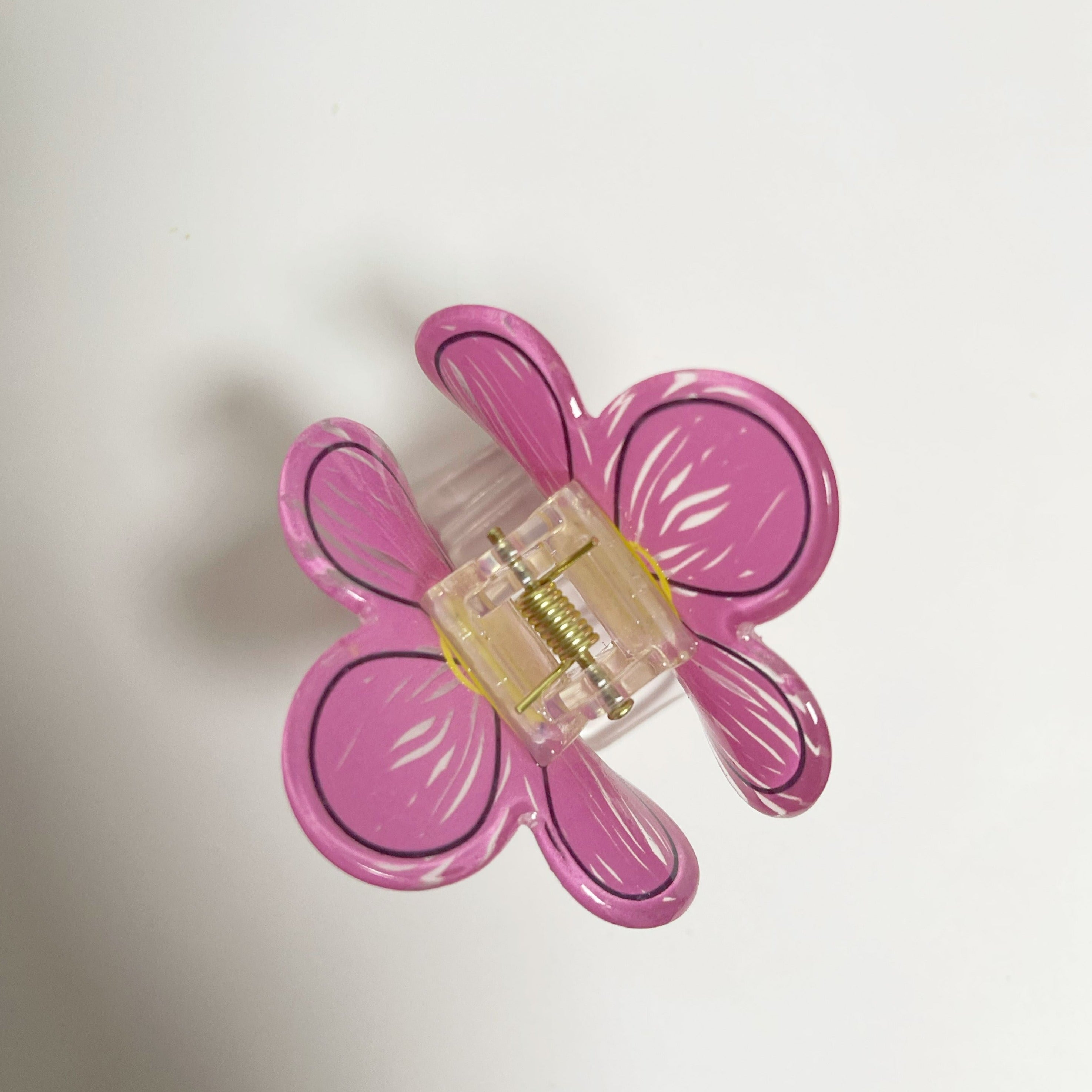 Painted flowers claw within pink