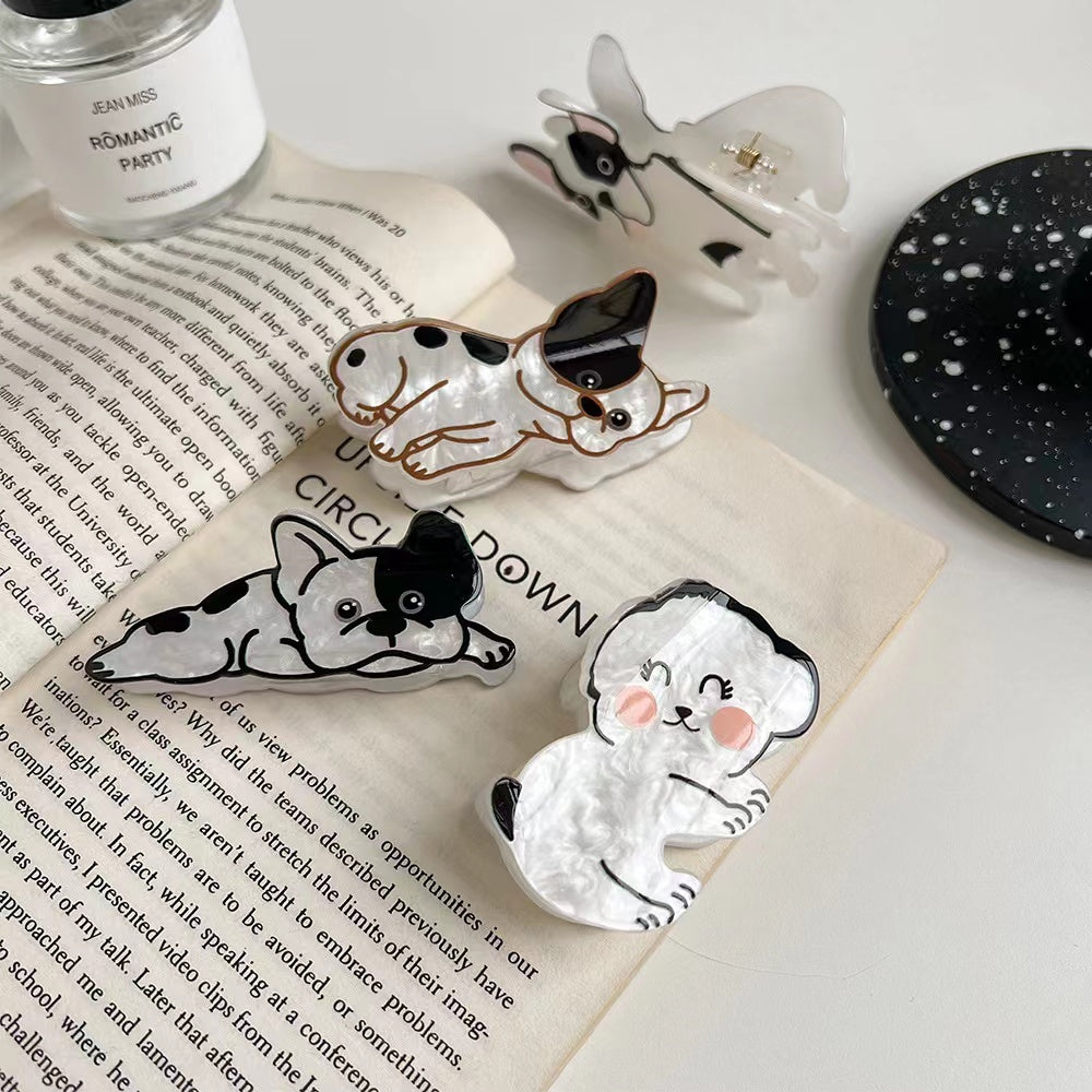 Standing Bulldog claw