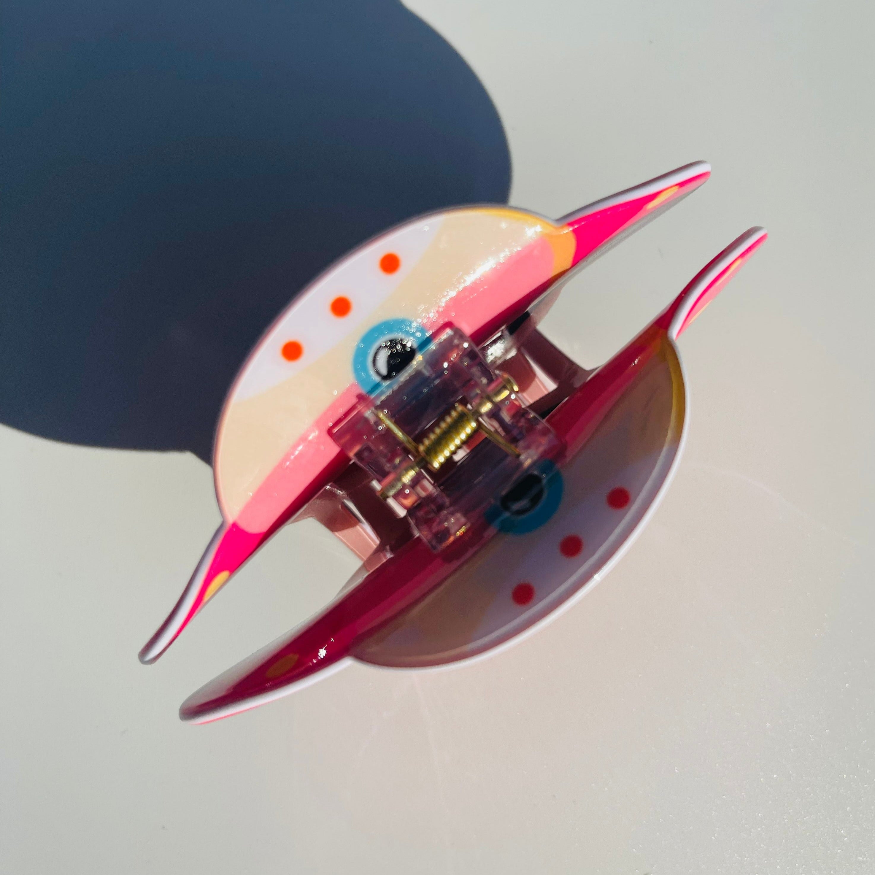 UFO Claw within pink