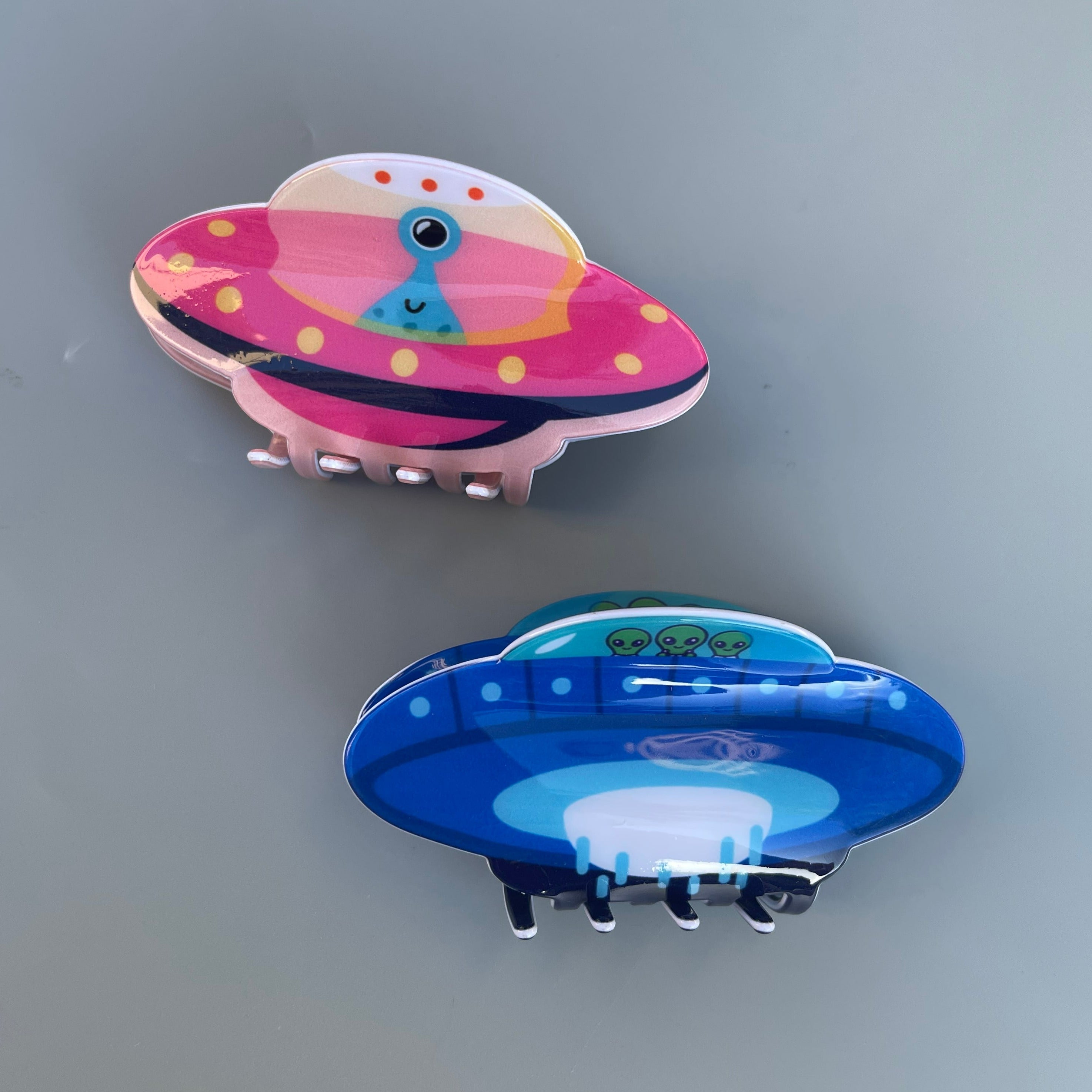 UFO Claw within blue