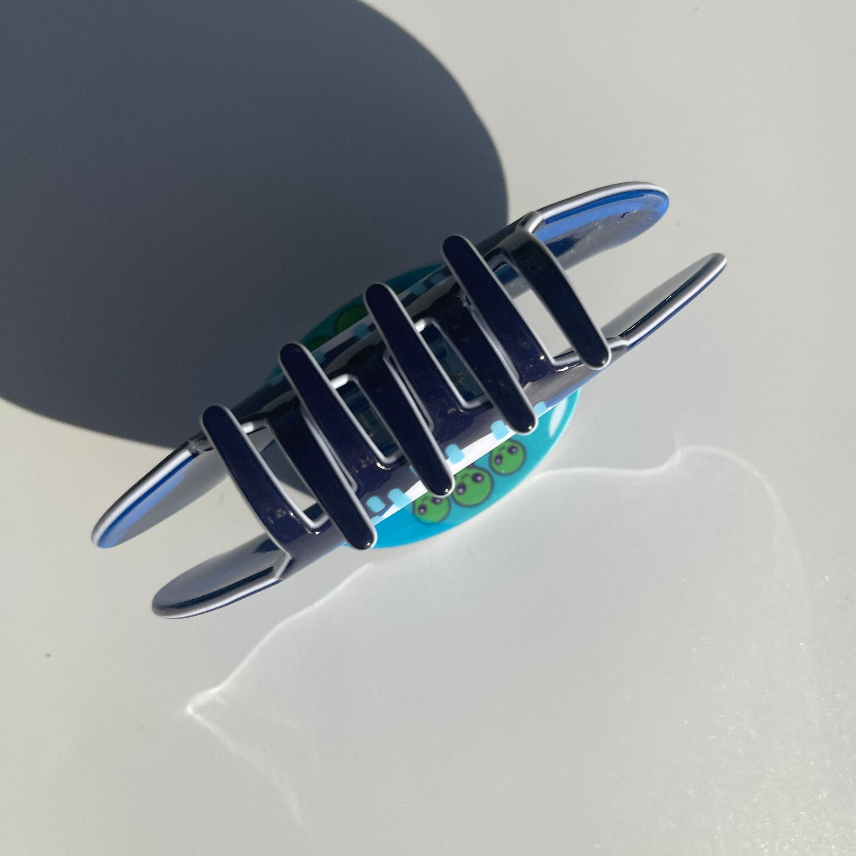 UFO Claw within blue