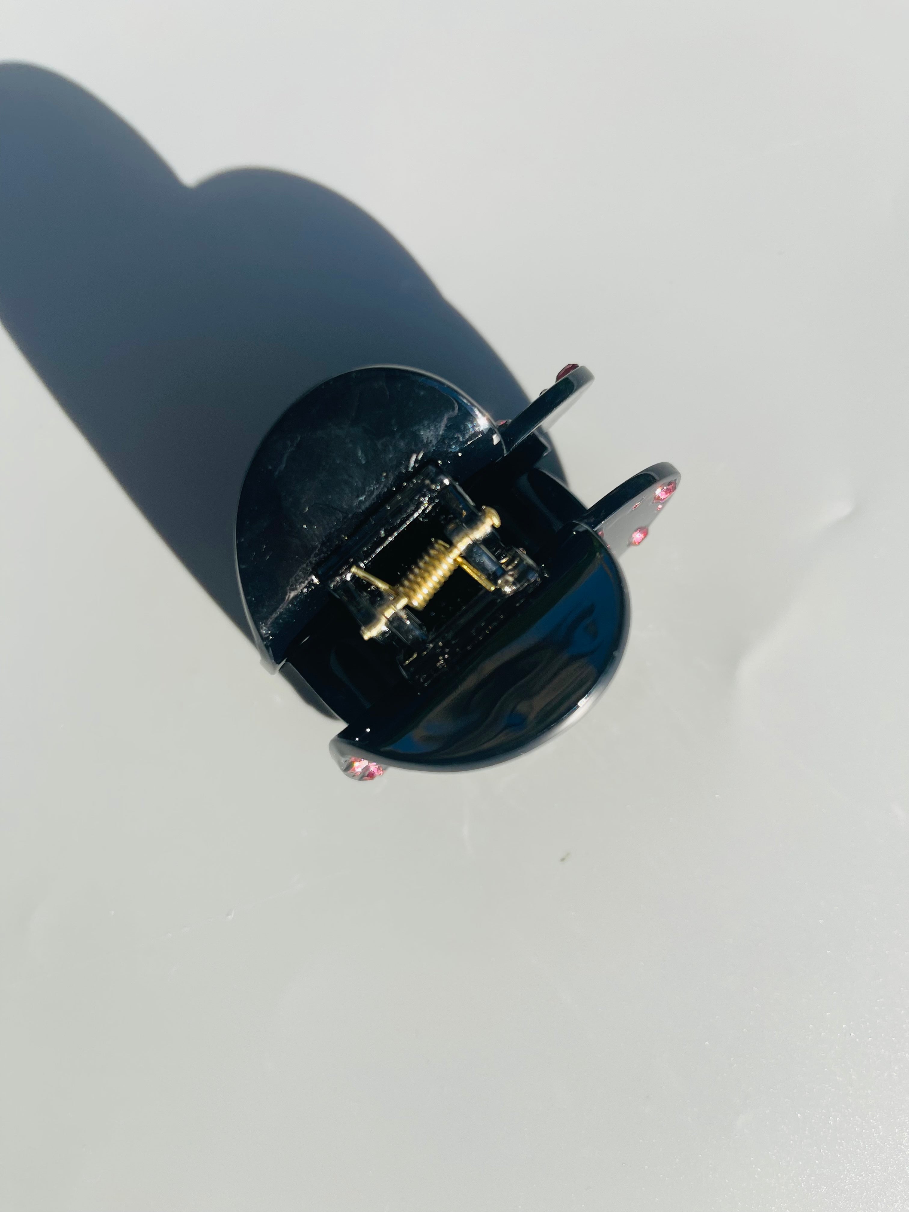 Diamond Heart Claw within Black