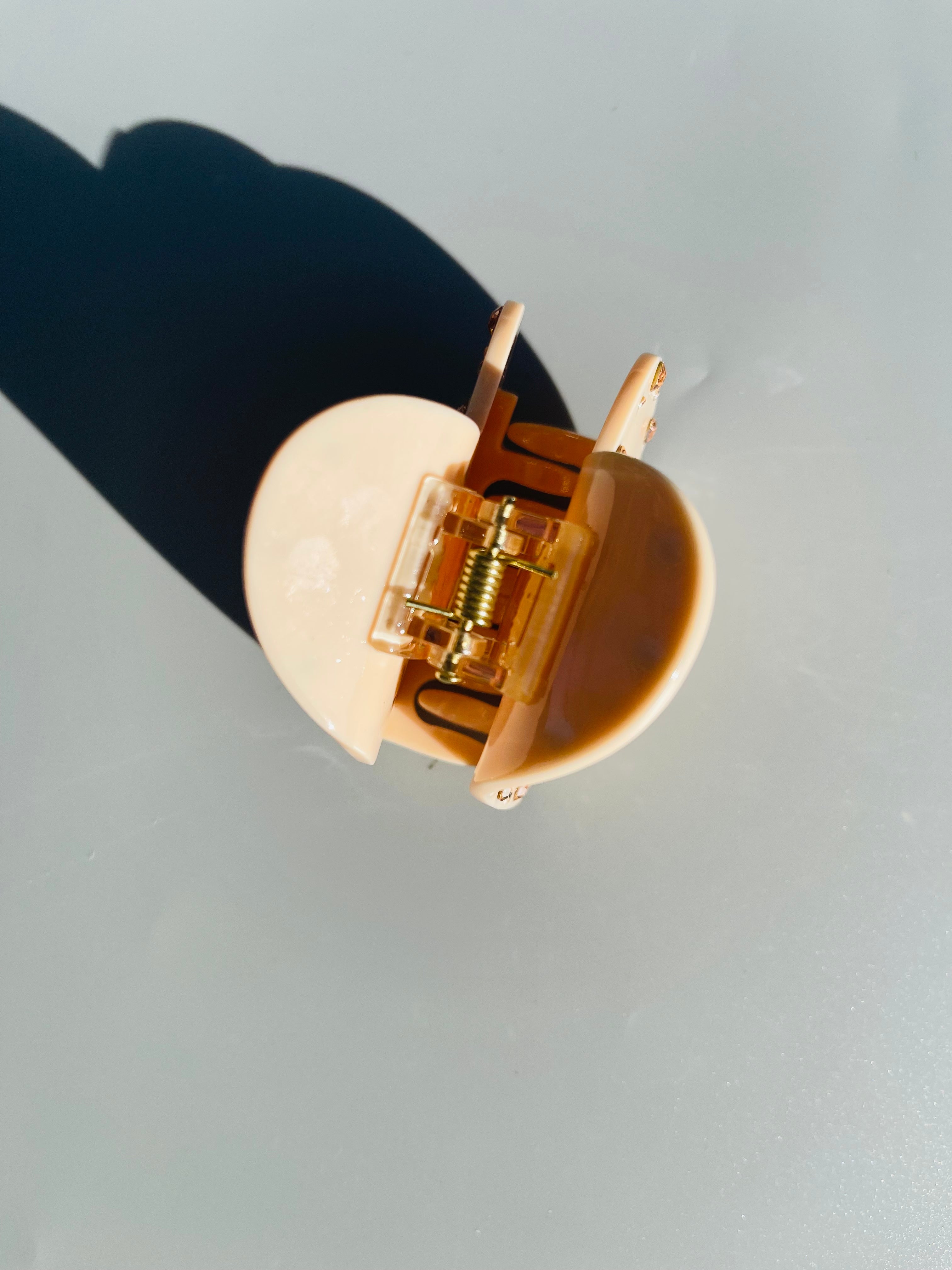 Diamond Heart Claw within Milk