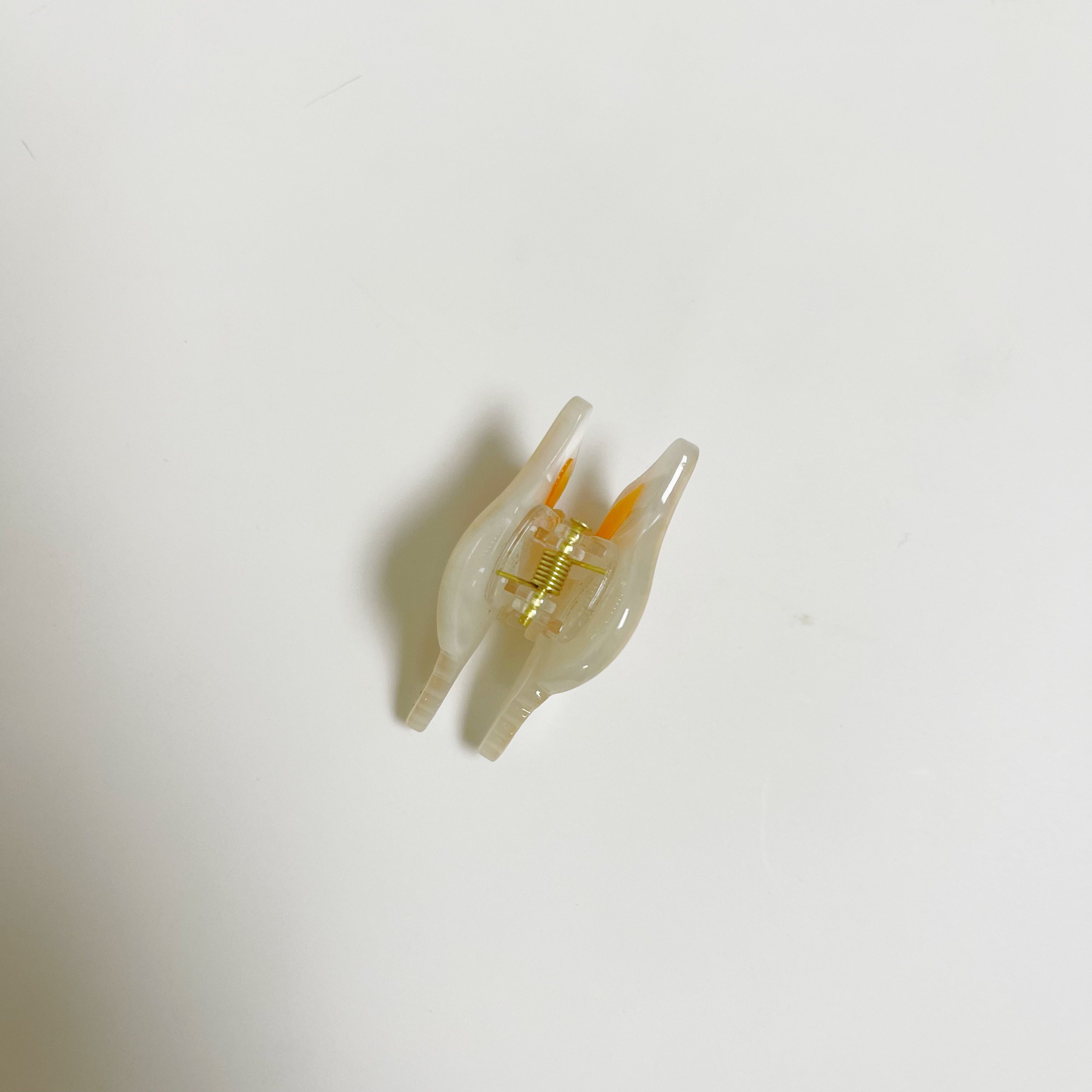 Mini Conch Hair Claw