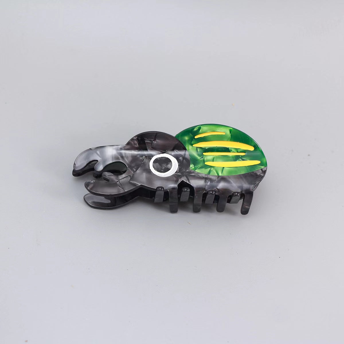 Beetles Hair Claw within Green