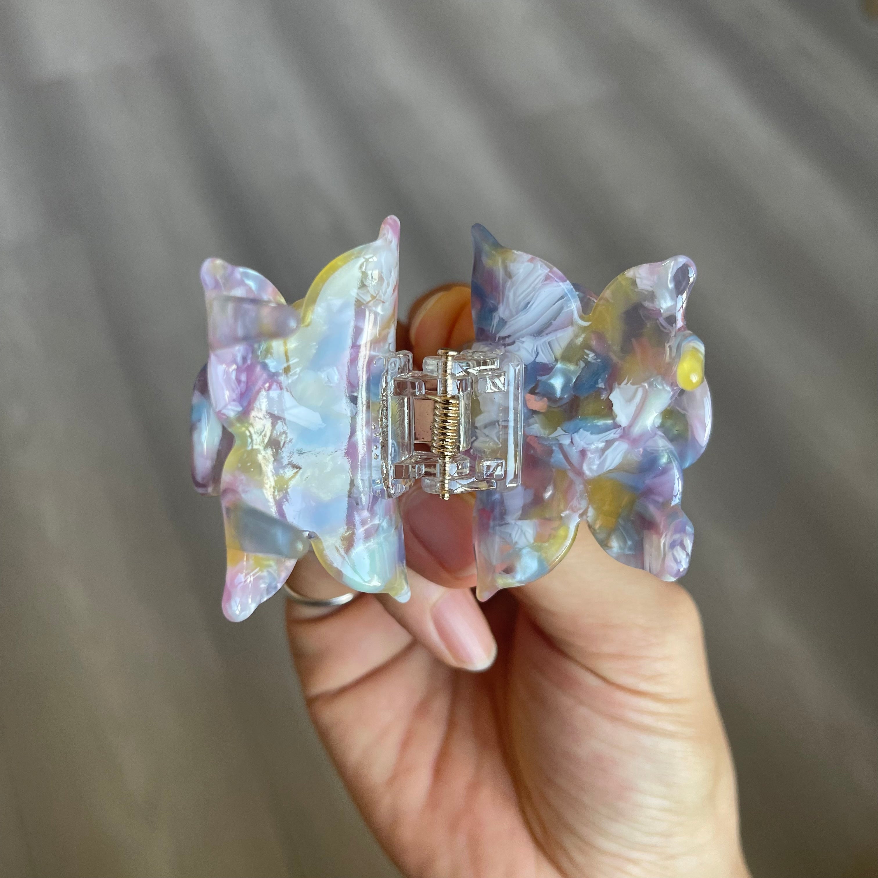 Dreamy Flower Hair Claw