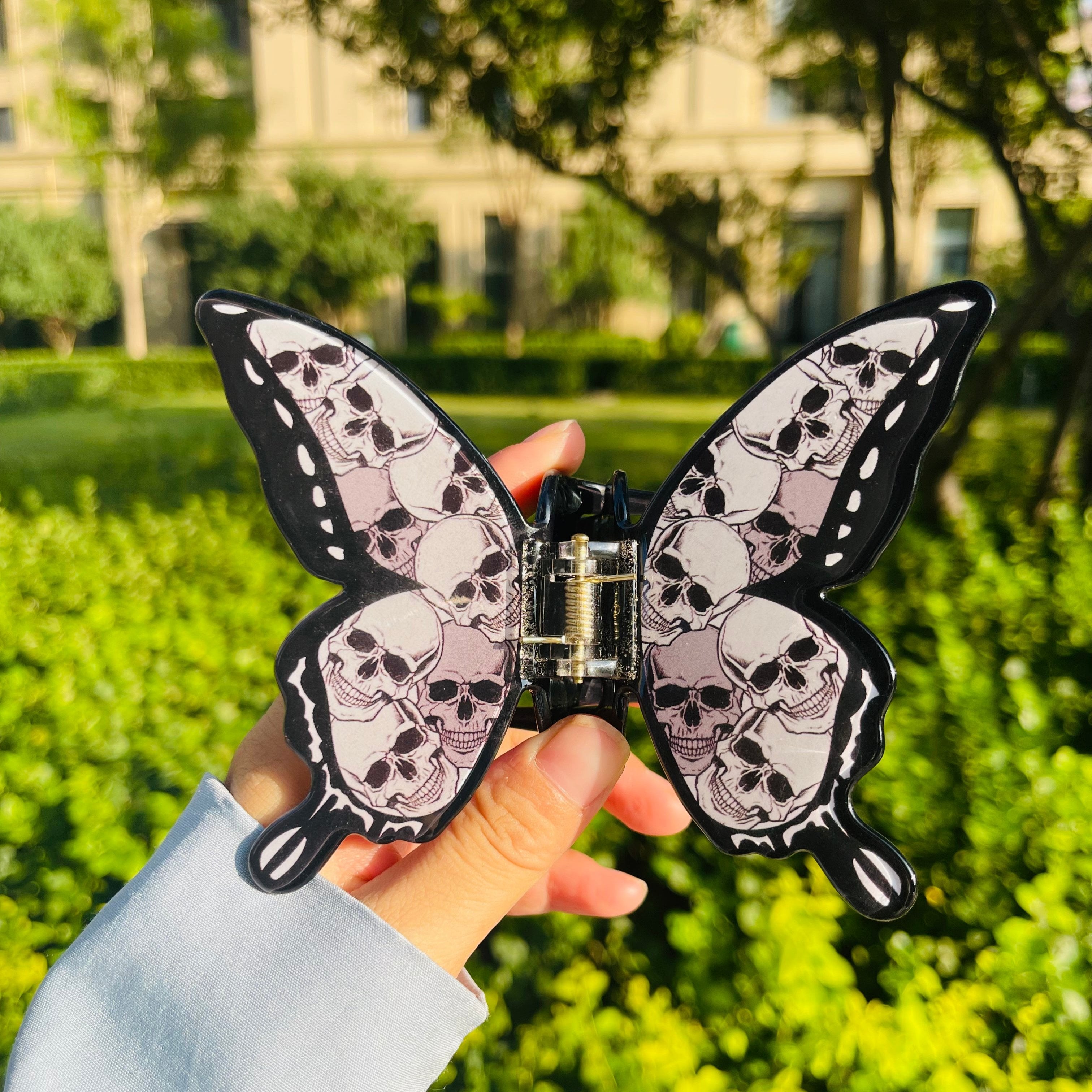 Skulls  Butterfly Hair Claw
Halloween/All Saints' Day/Hallowmas/All Hallows' Day