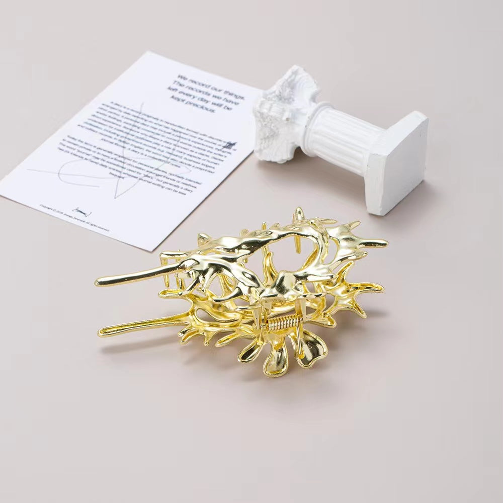 Metal Conch Hair Claw within Gold