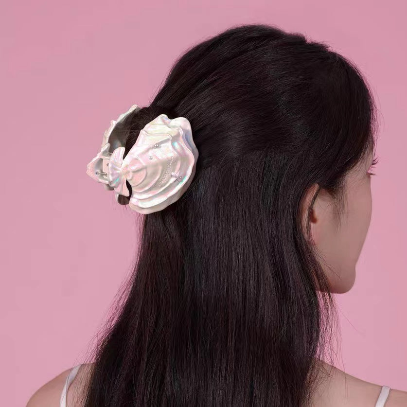 3D Printing Seashell Claw in Pearl