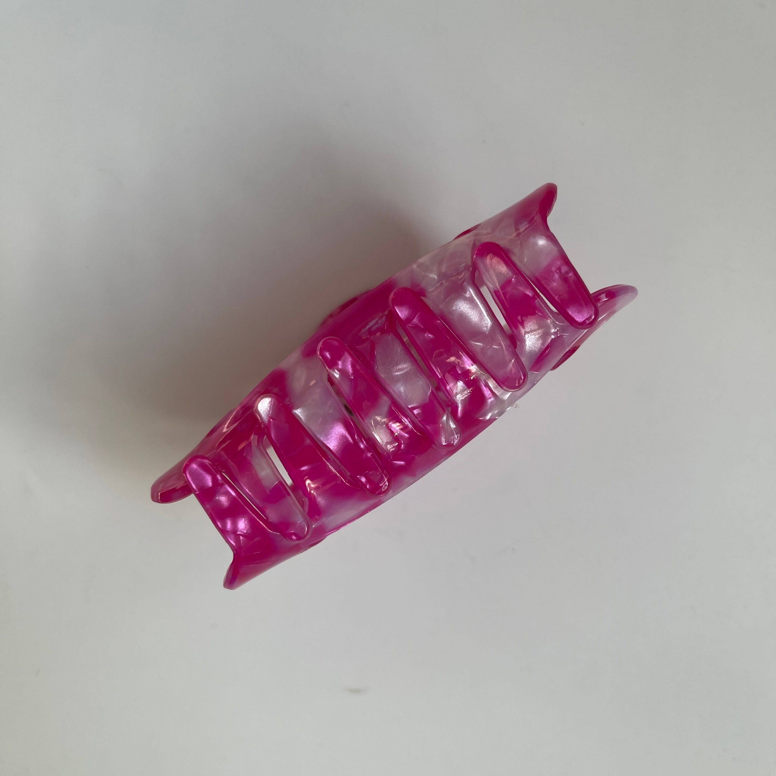 Cloudy Claw in Bright