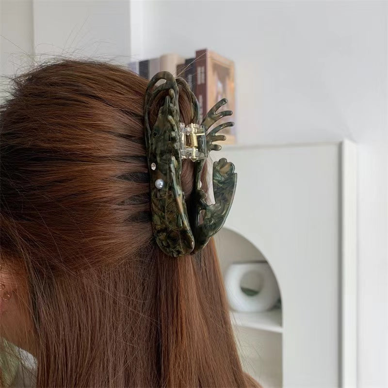 Shrimp Hair Claw within Dark