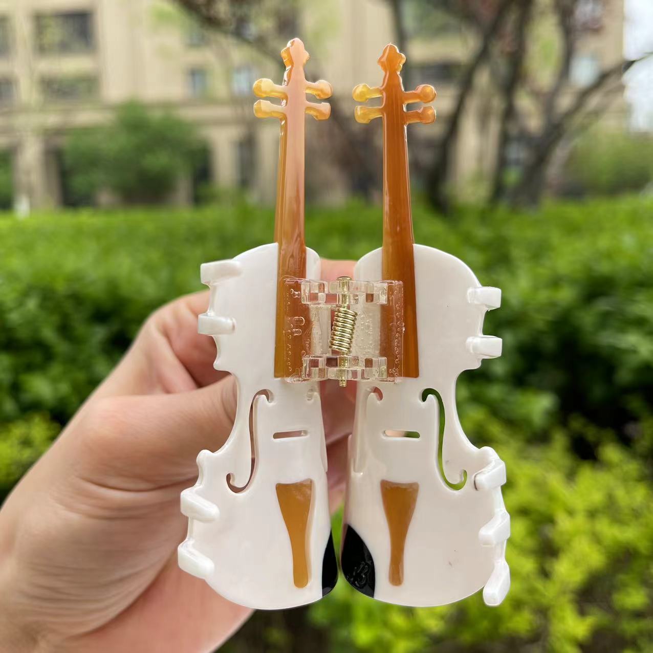 White violin hair claw
