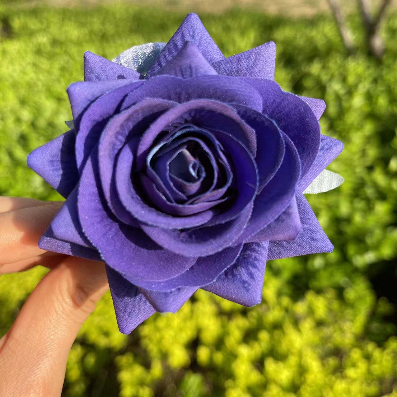 Rose Hair Claw in Dark Purple