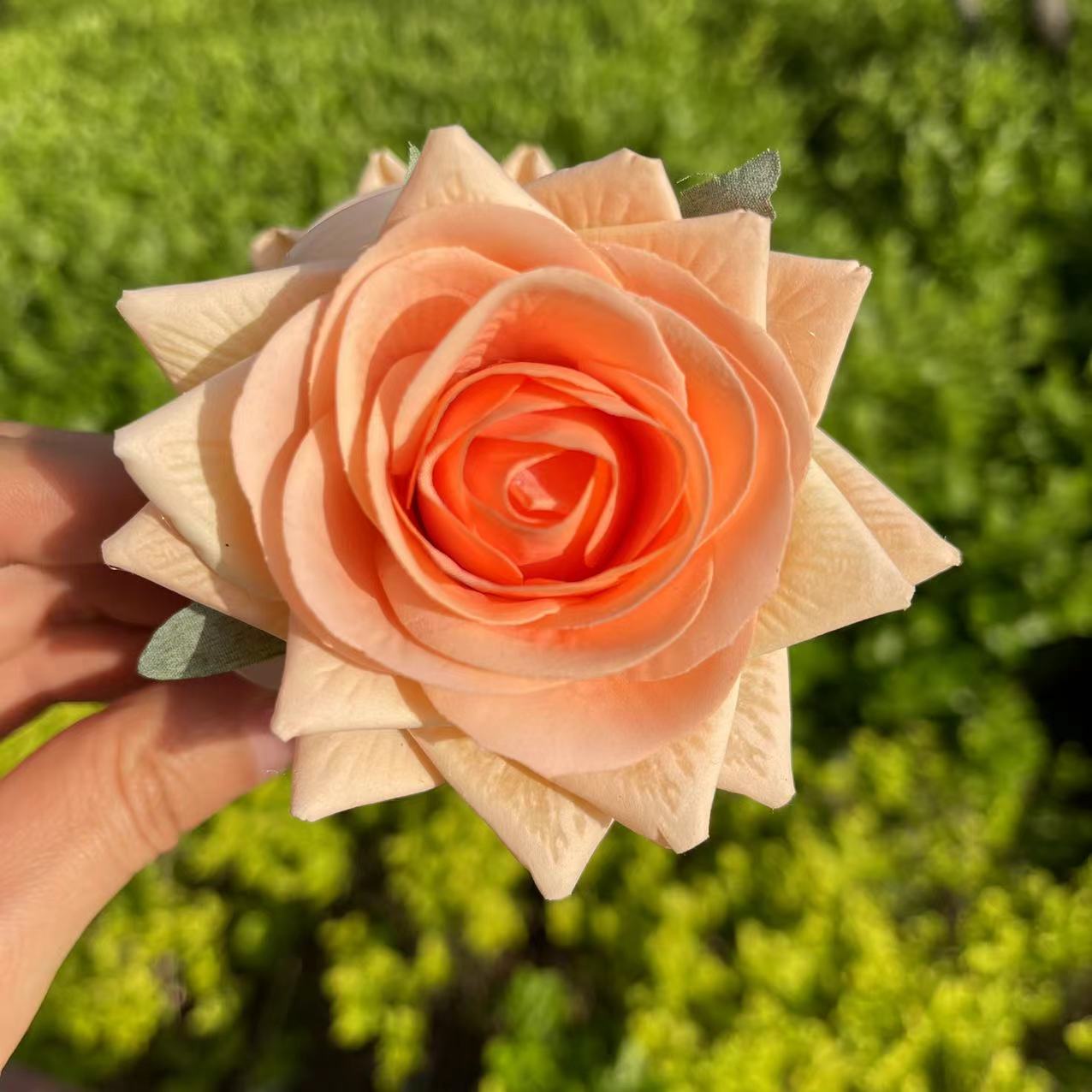 Rose Hair Claw in Orange