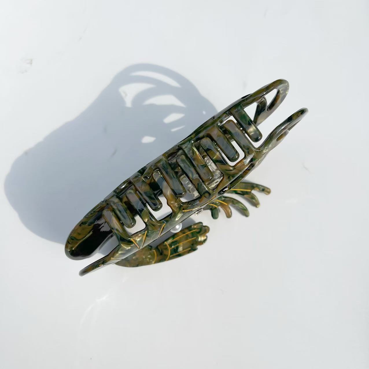 Shrimp Hair Claw within Dark