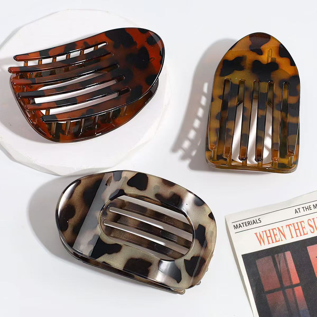 Leopard Print Oval Hair Claw
