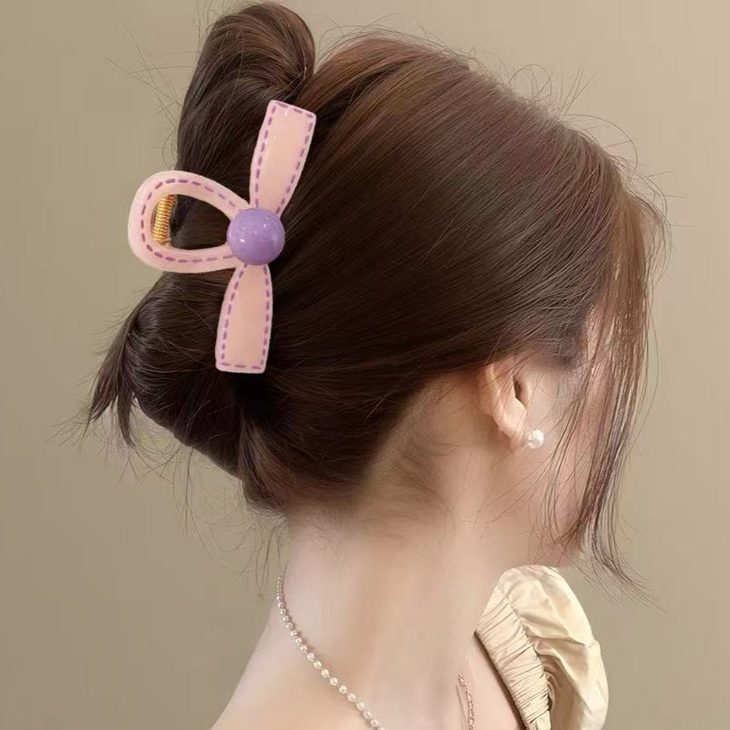 Colored ball hair claw
