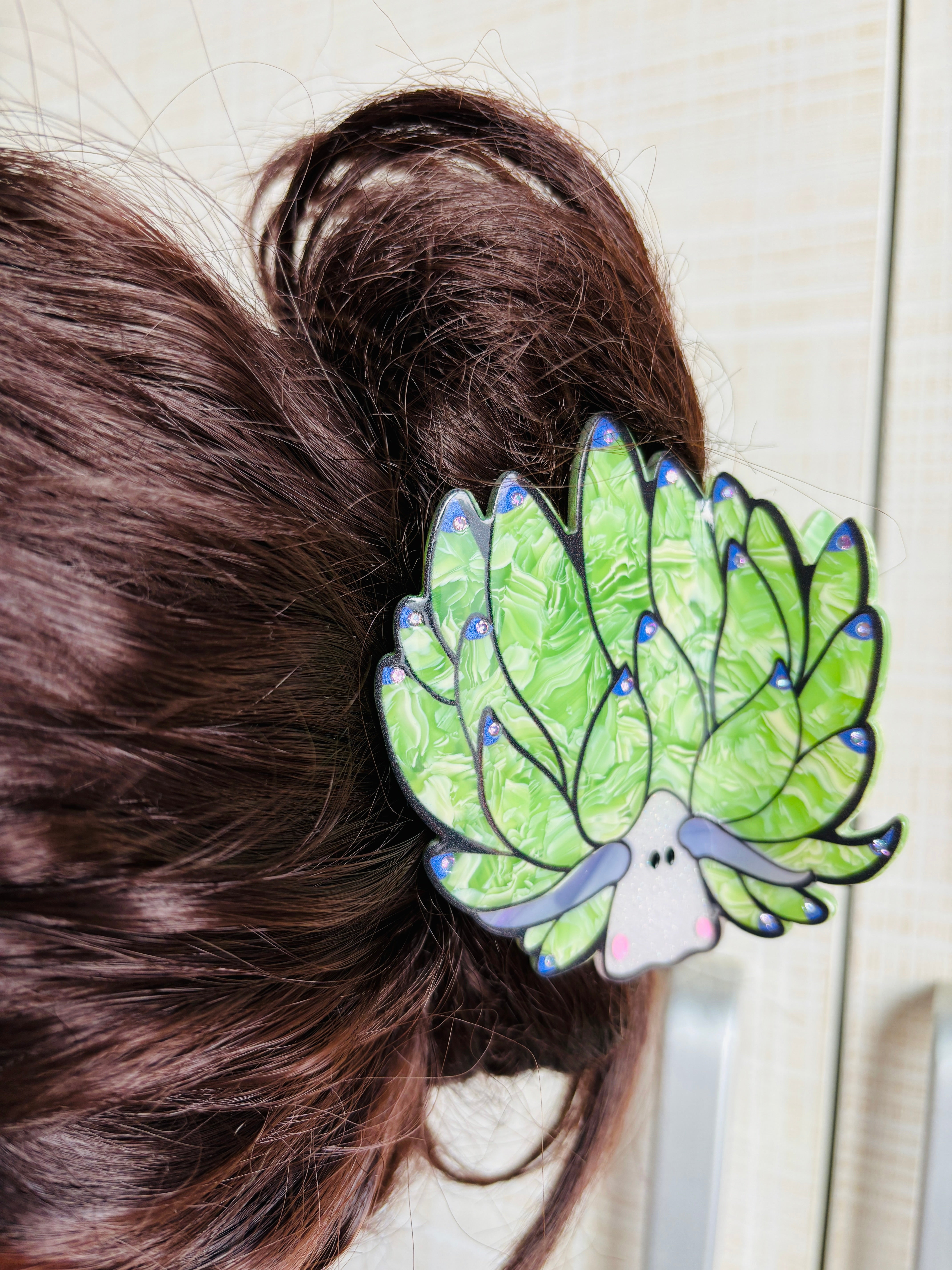 sea lamb hair claw within Green