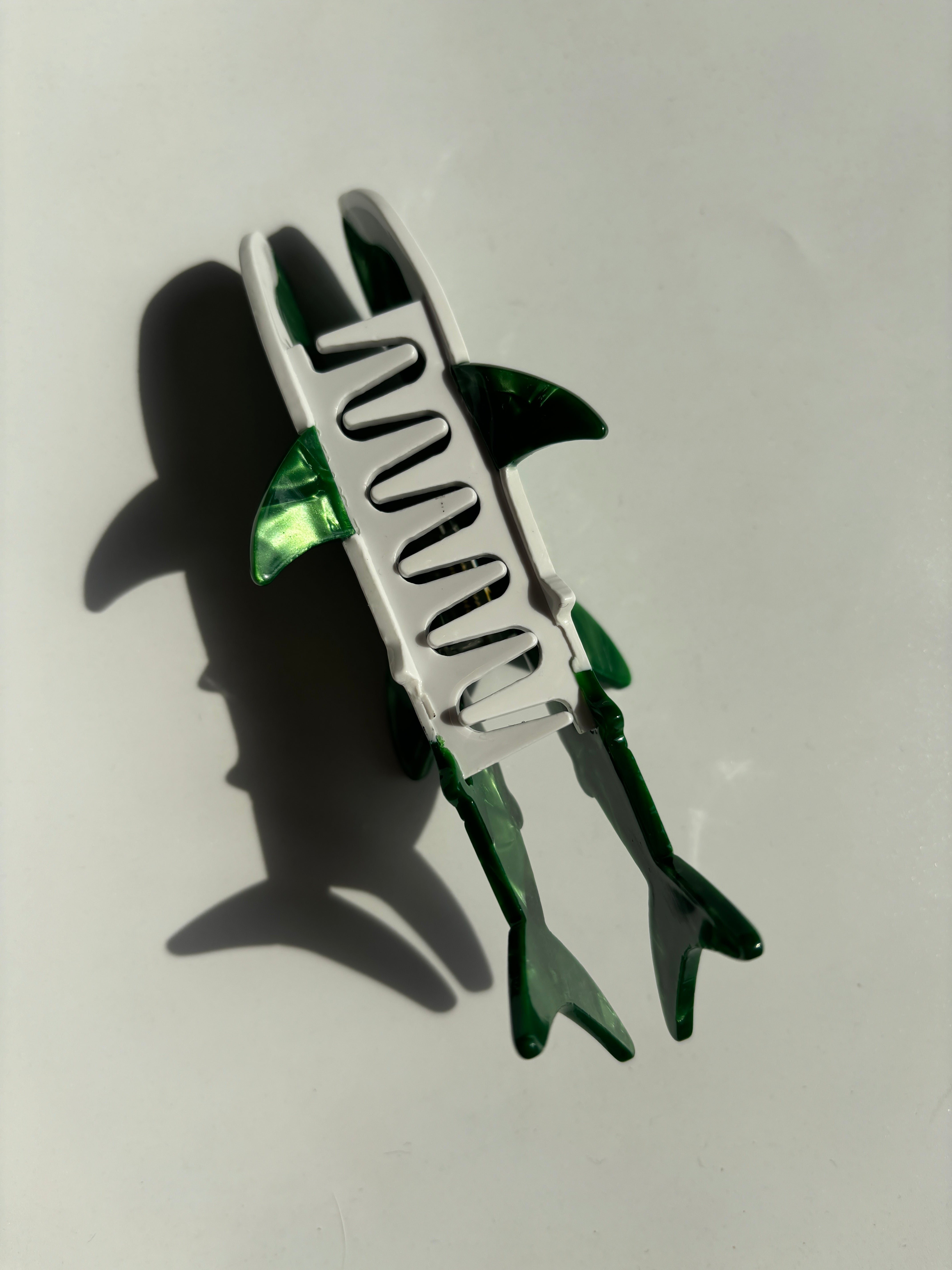 WHALE SHARK CLAW Within Green