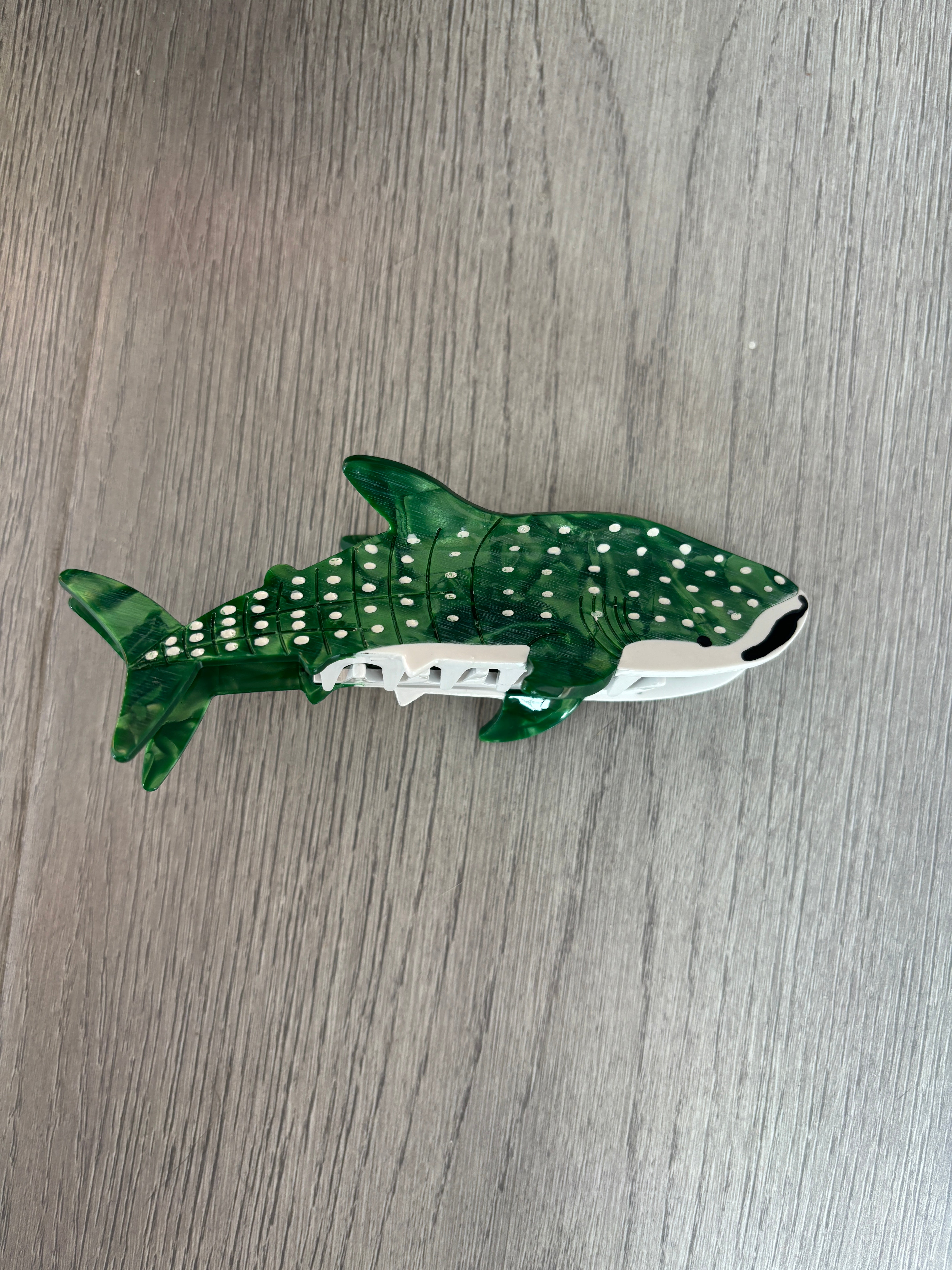 WHALE SHARK CLAW Within Green