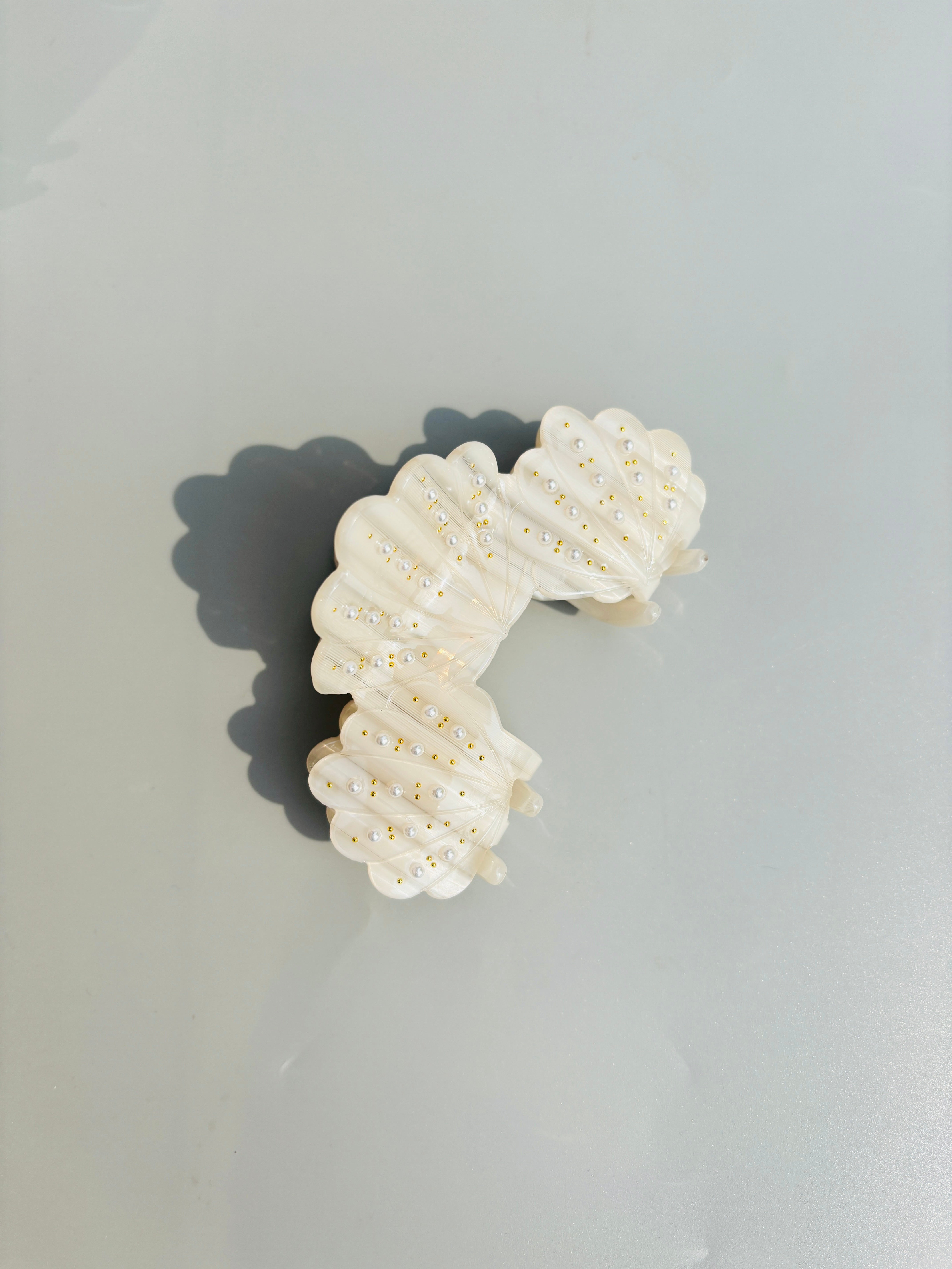 shell hair accessory