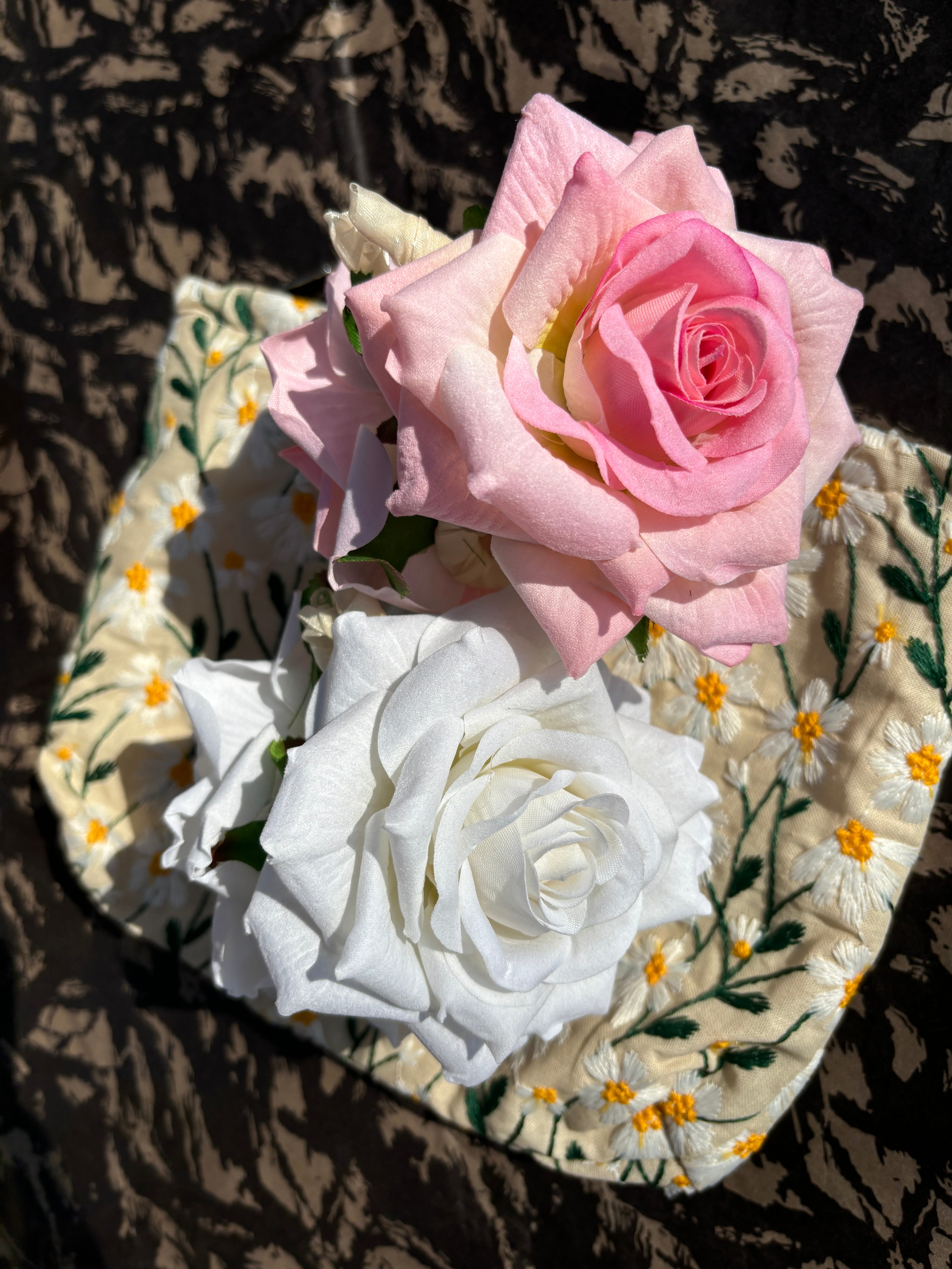 White Rose Hair Claw