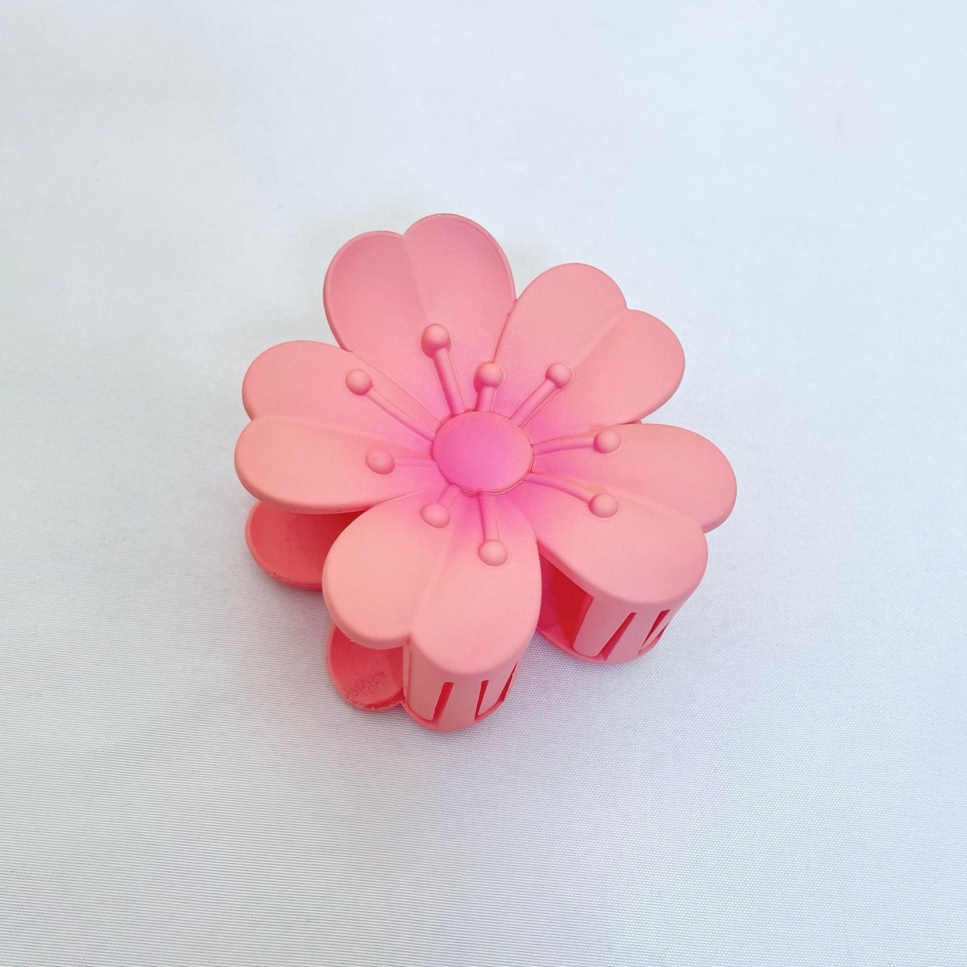 Matte Five-petaled Frangipani Flower Claw