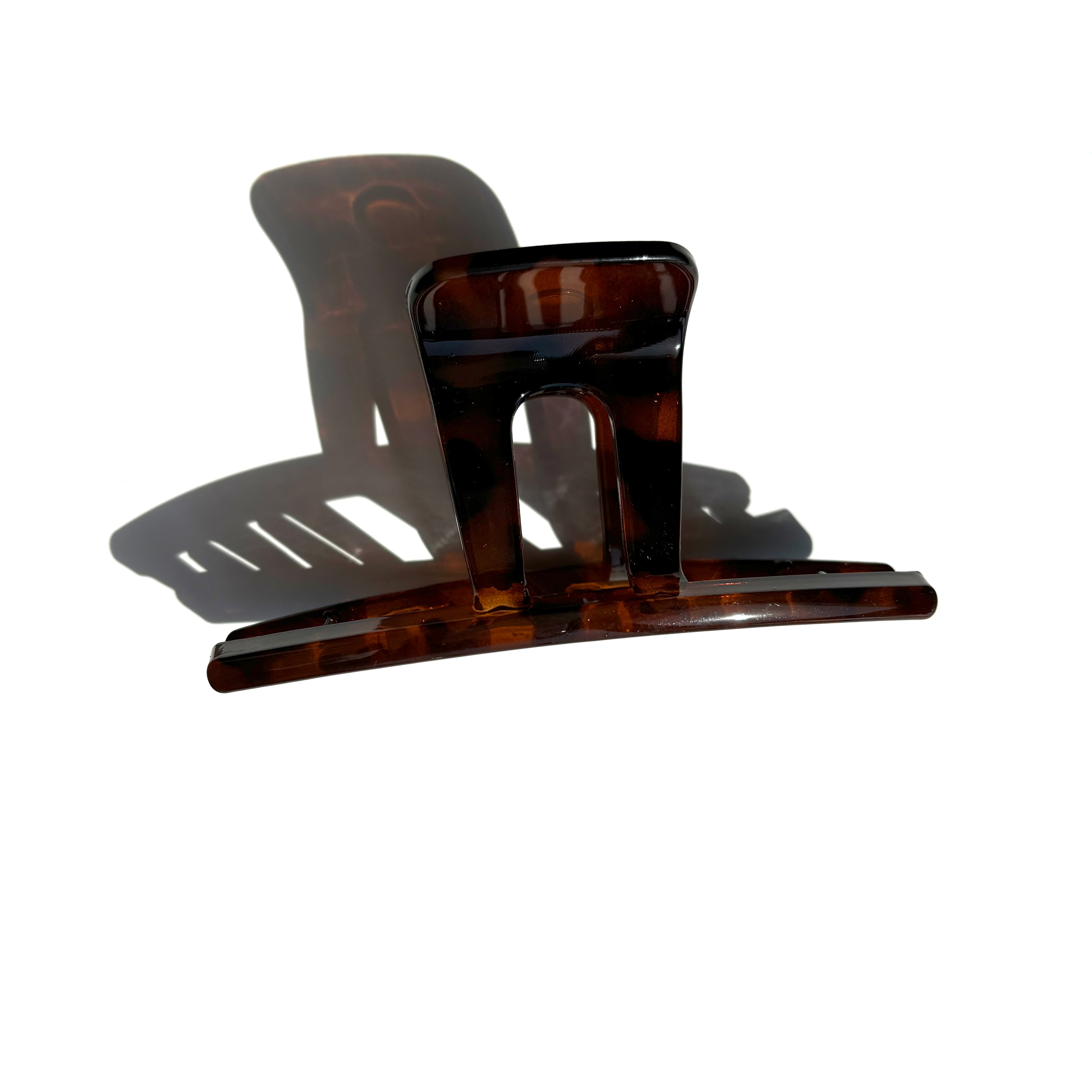 Line Type Hair Claw within Brown