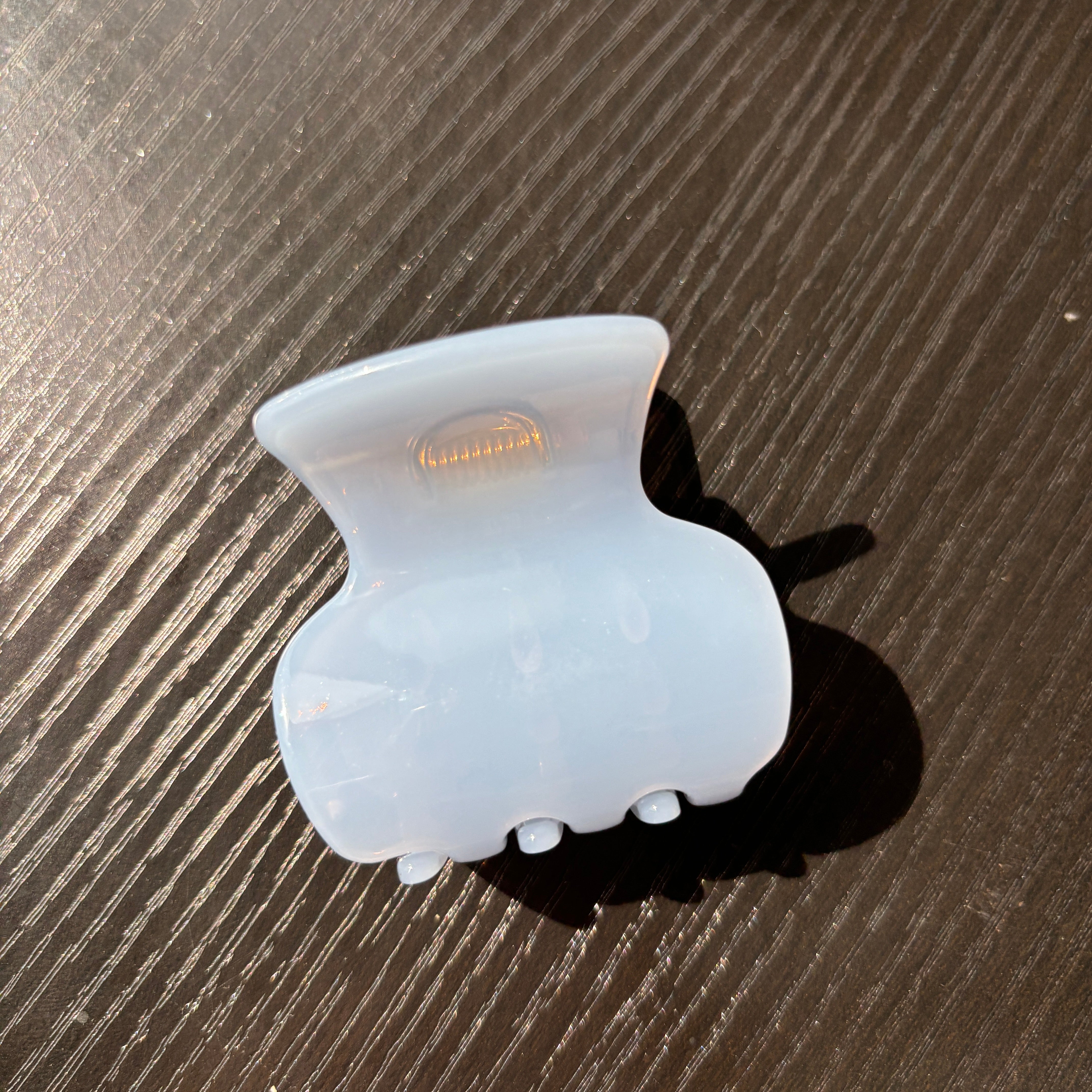 Small Blue Hair Claw