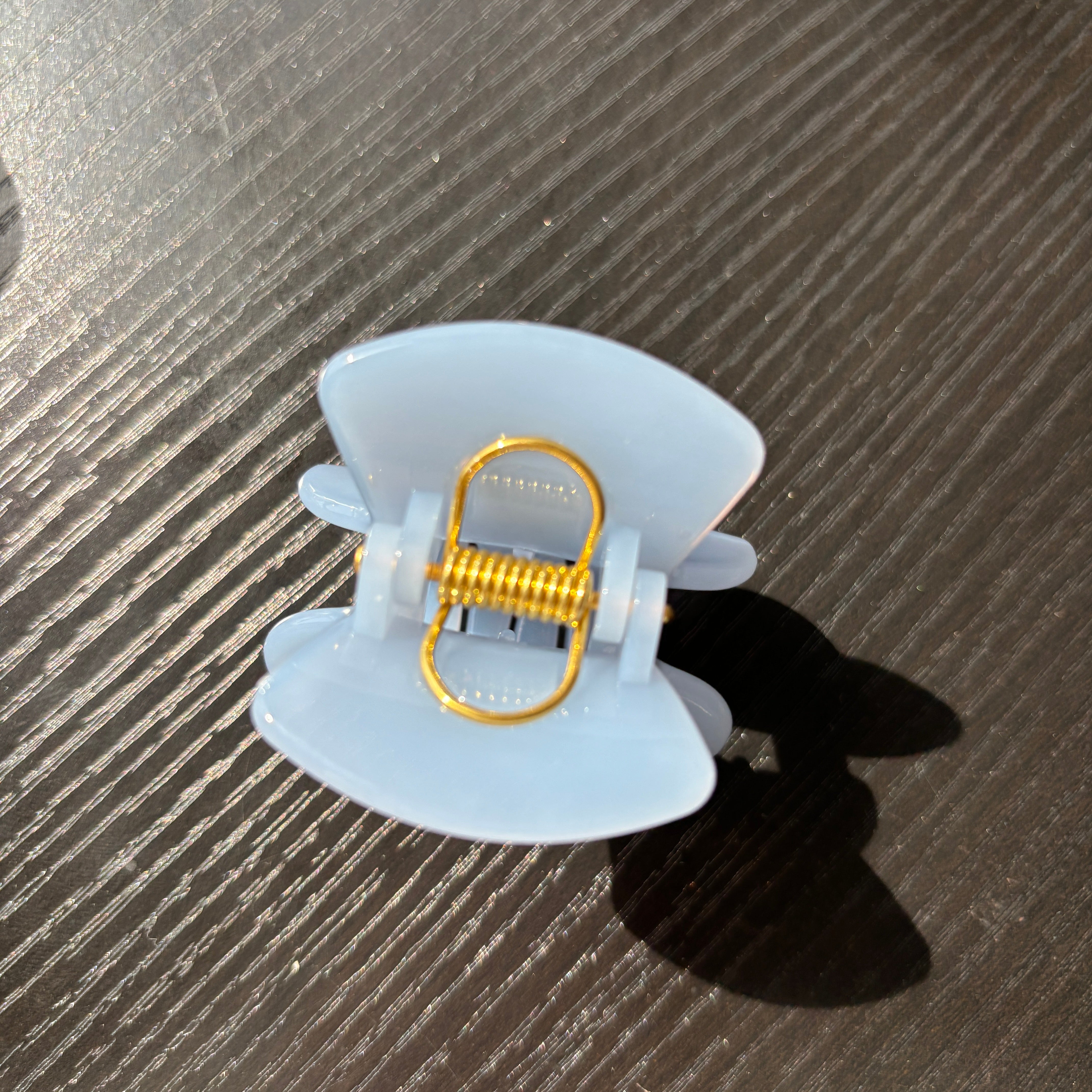 Small Blue Hair Claw