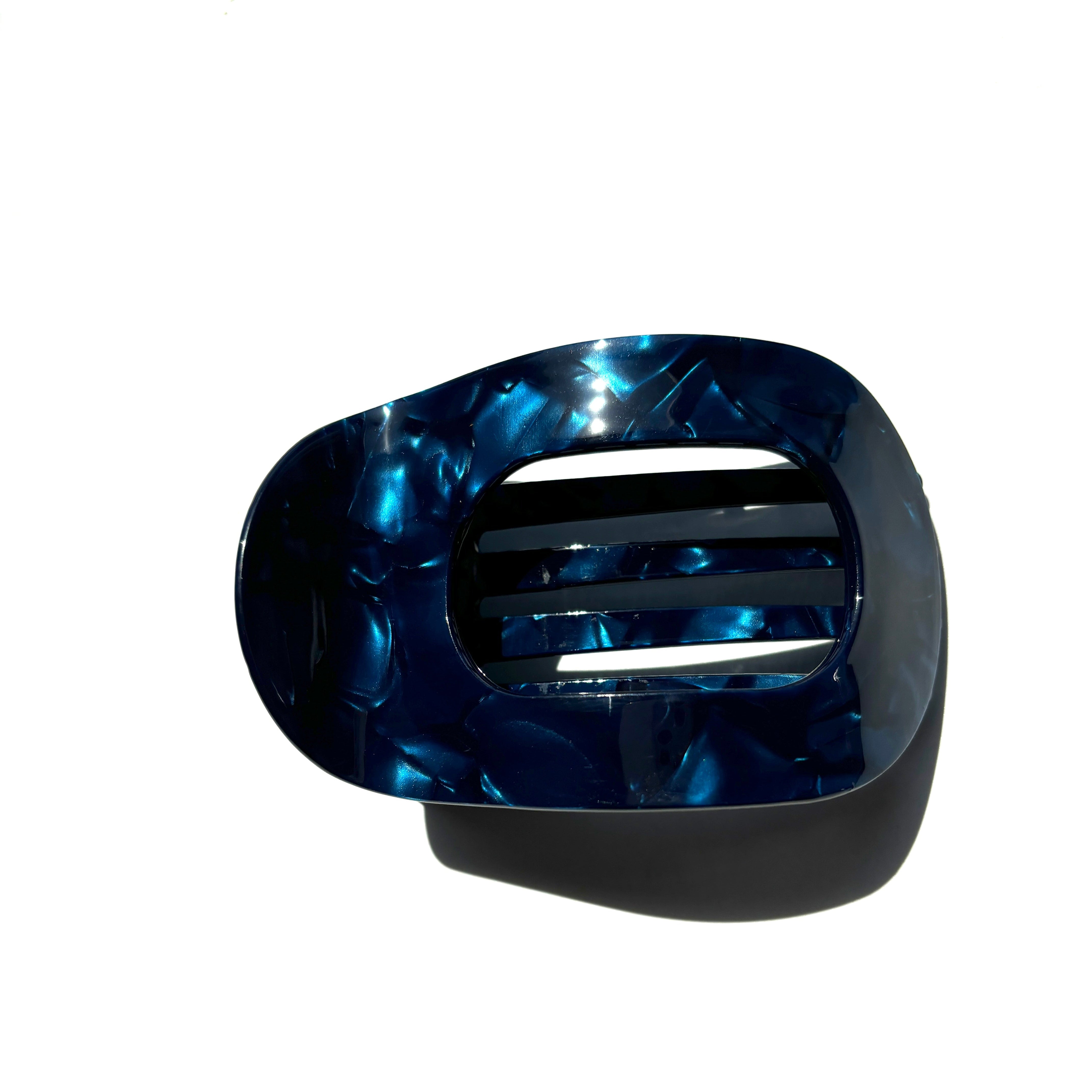 sapphire flat round hair clip