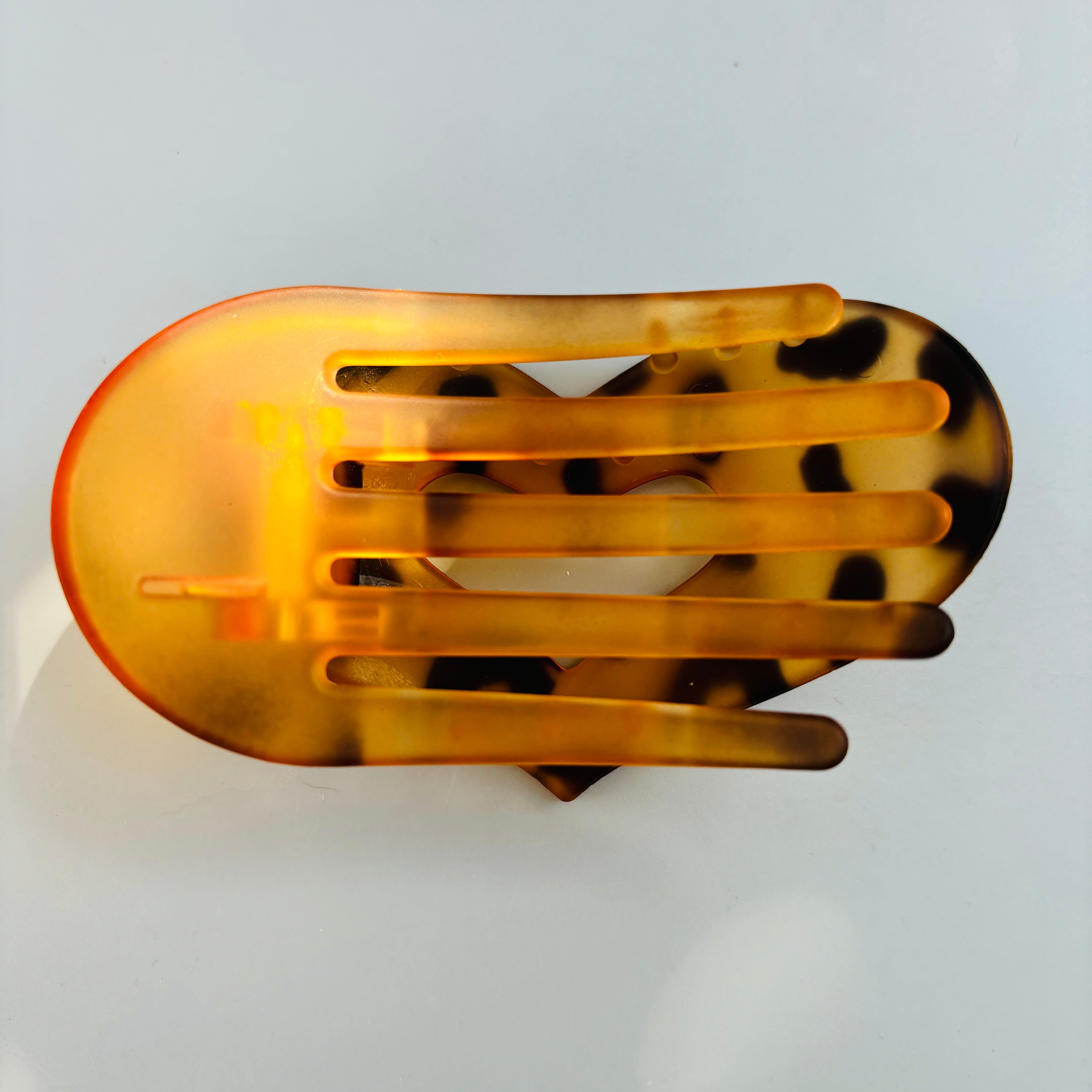 elegant flat love hair clip