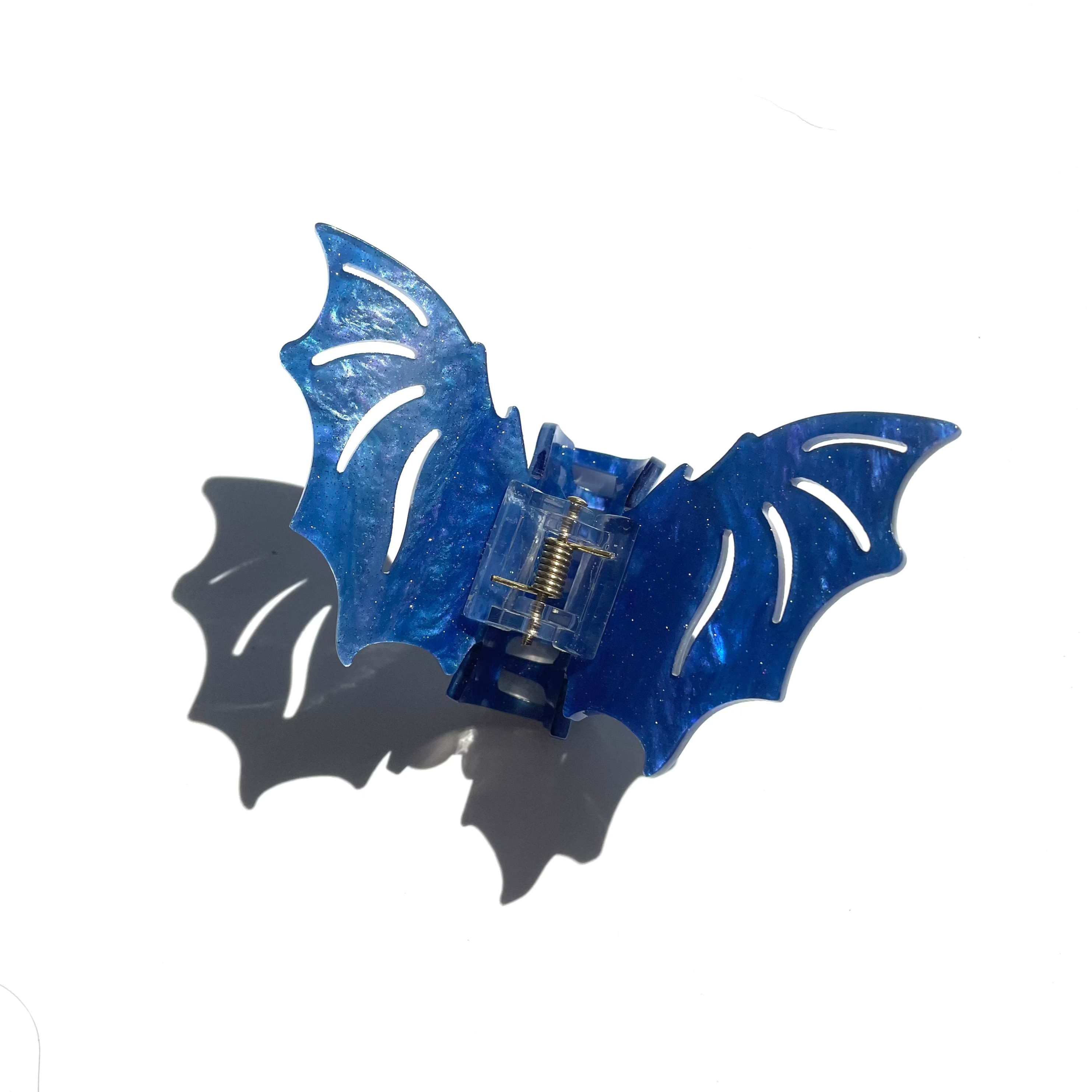 Fantasy blue bat claw