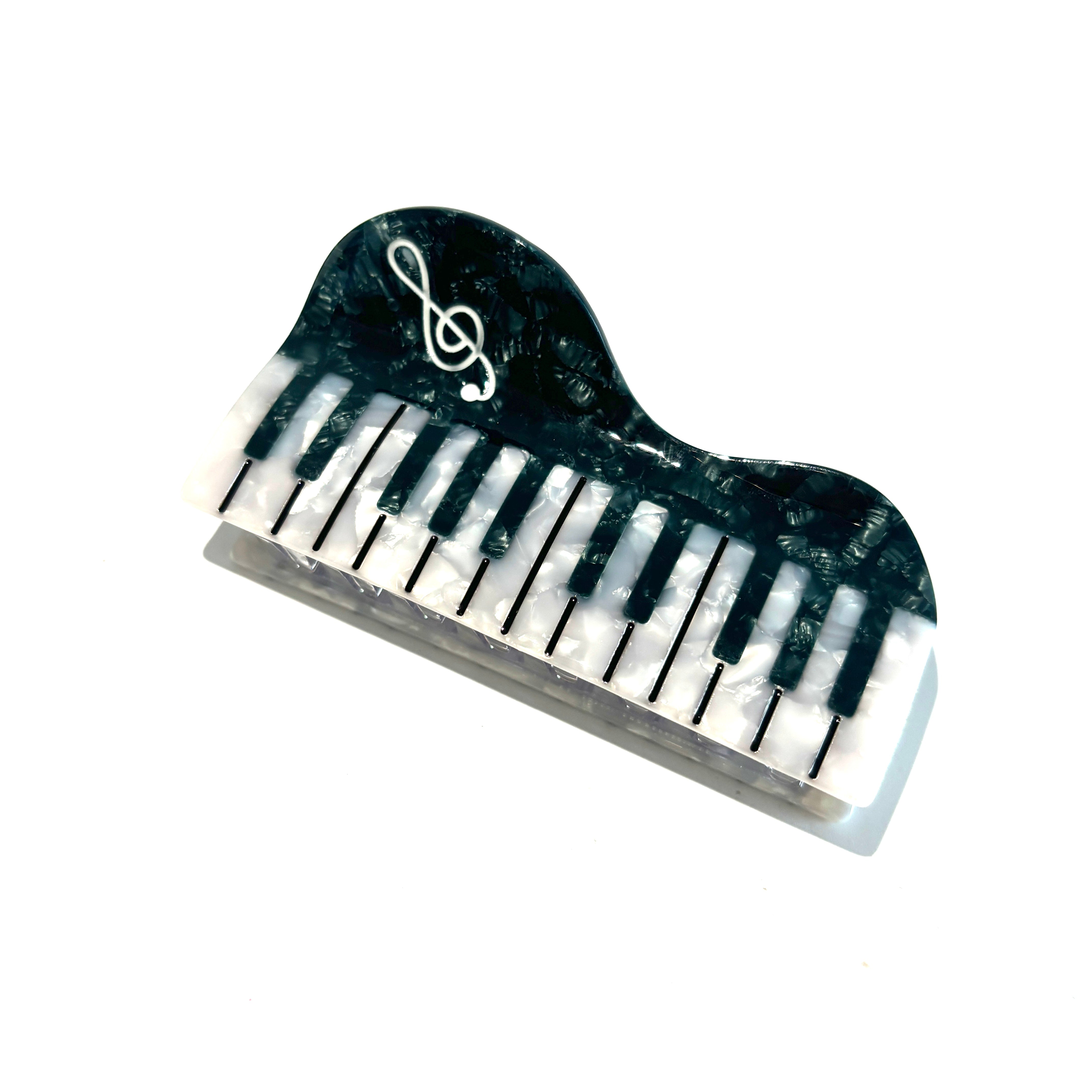 Splicing piano claw within Black