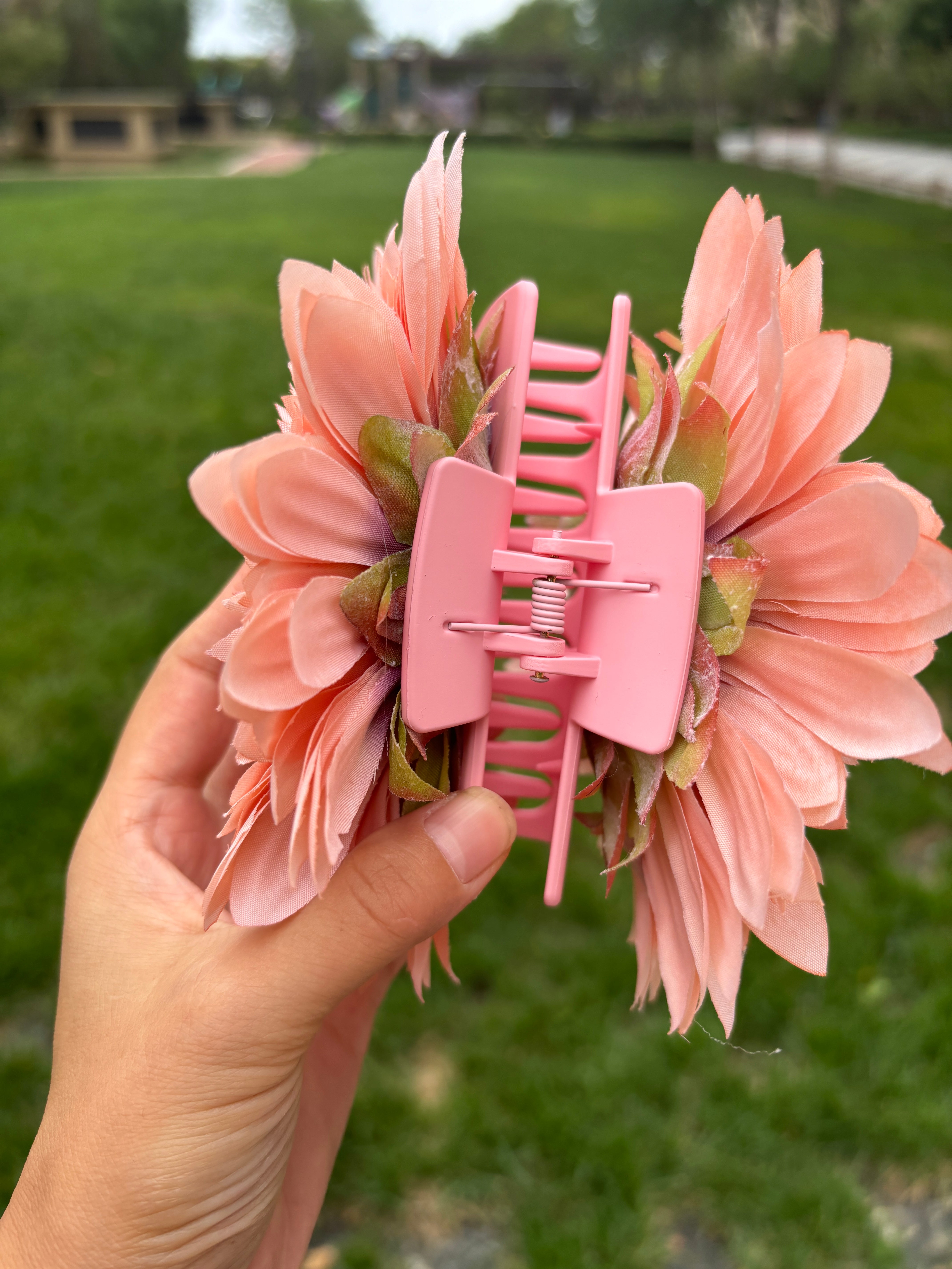 Champagne Pink Sunflower Clip-100% Handmade