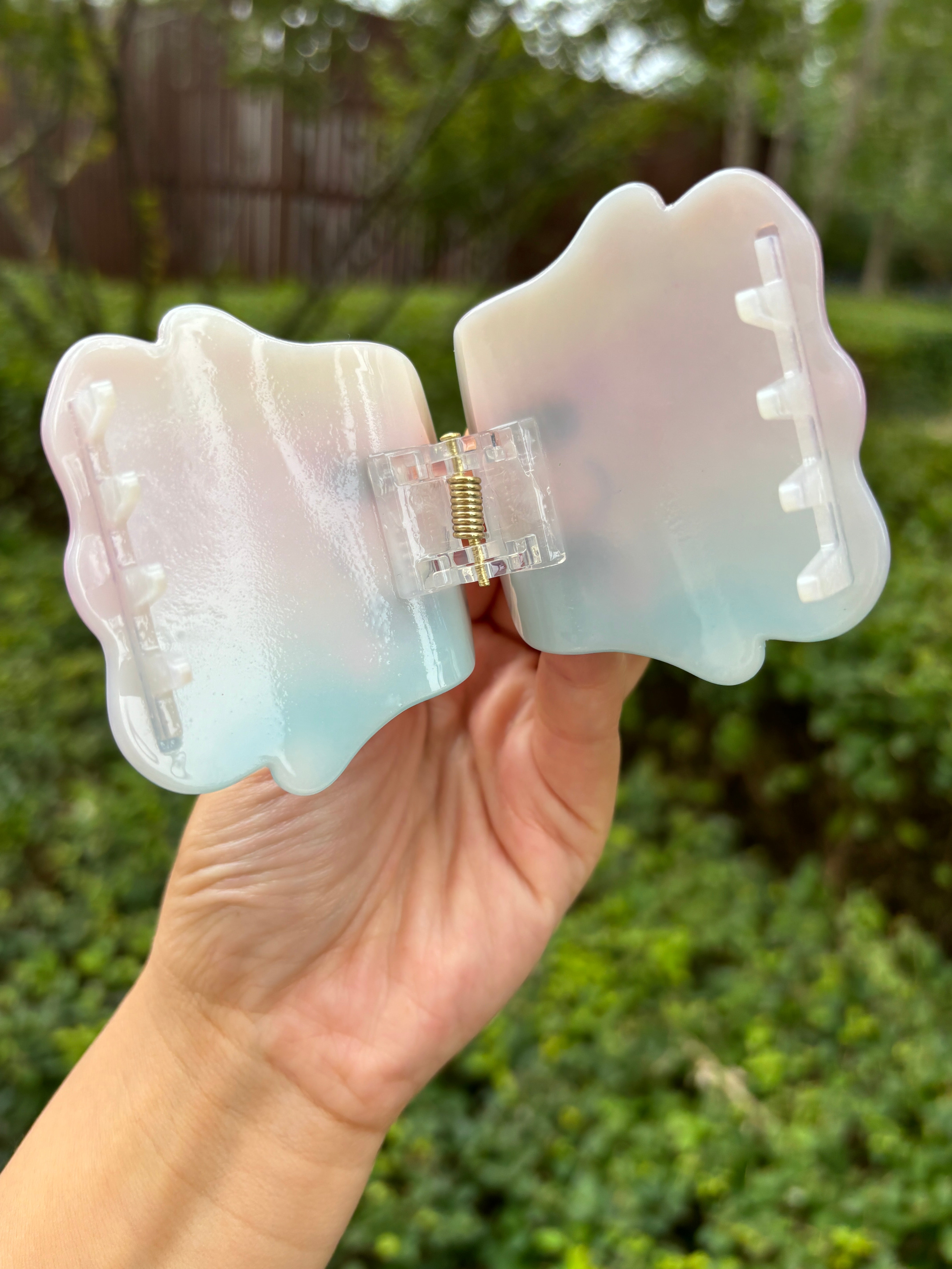 Candy Ghost hair claw