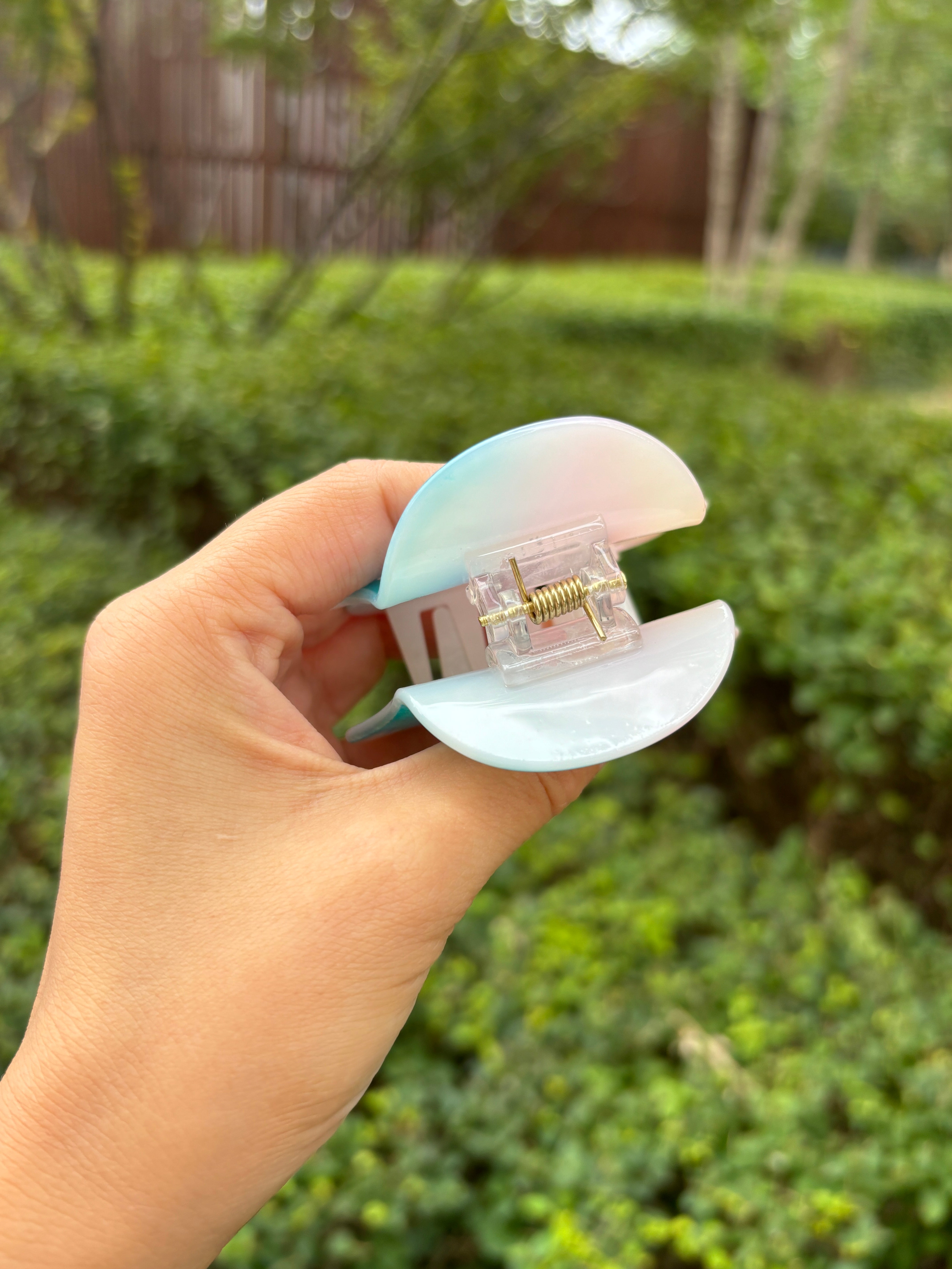 Candy Ghost hair claw