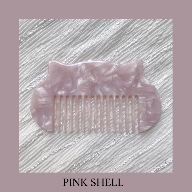 THE NAMEPLATE CUSTOMIZED COMB