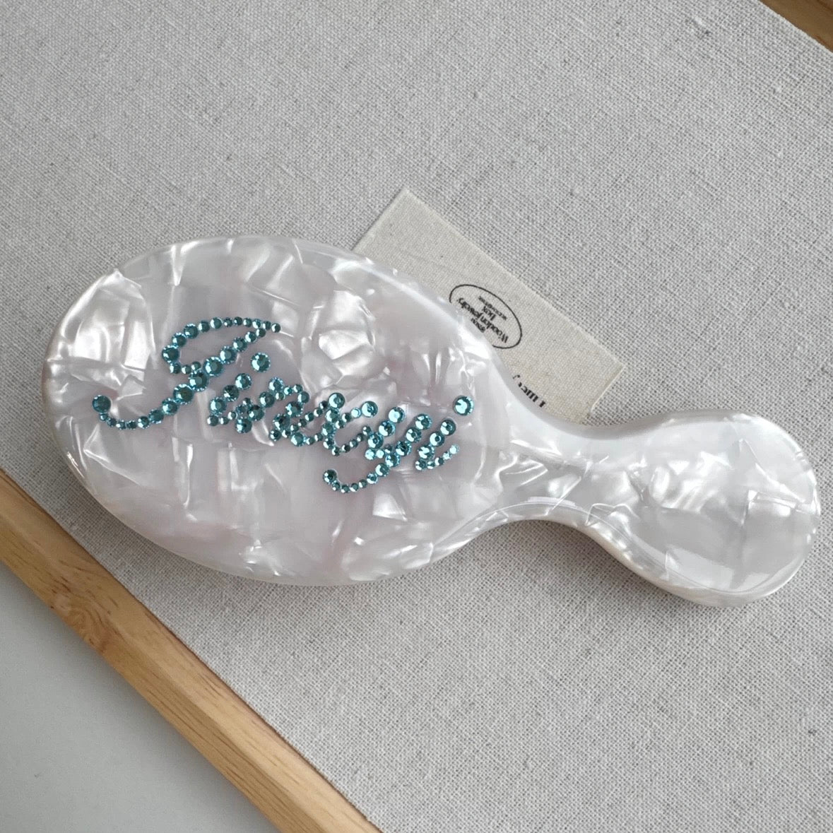 THE NAMEPLATE CUSTOMIZED PADDLE BRUSH